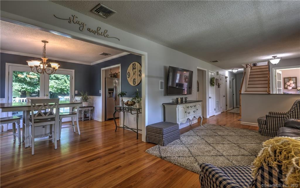 60 Woodpond
