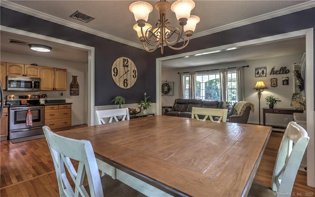 60 Woodpond