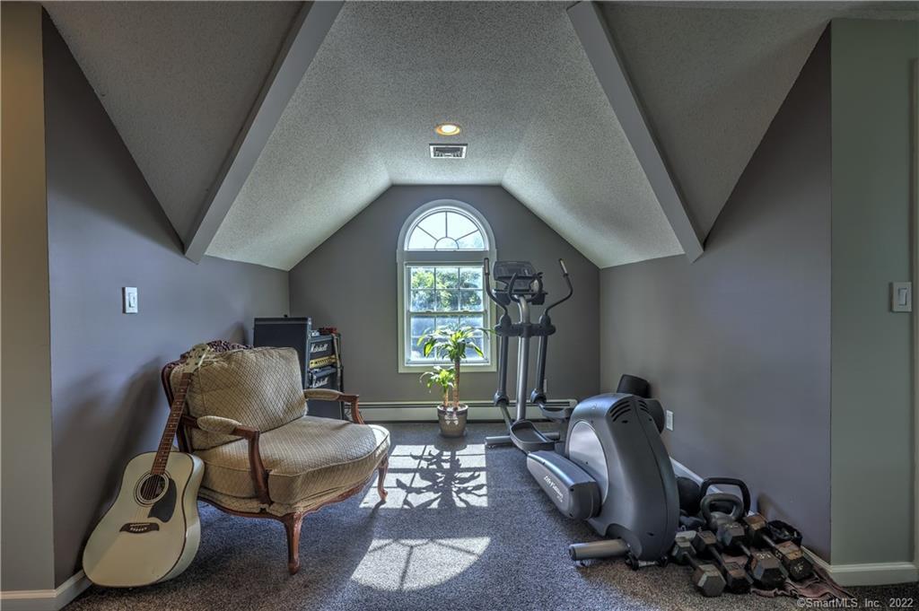 60 Woodpond