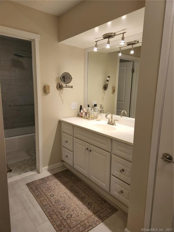 848 Heritage Unit: B