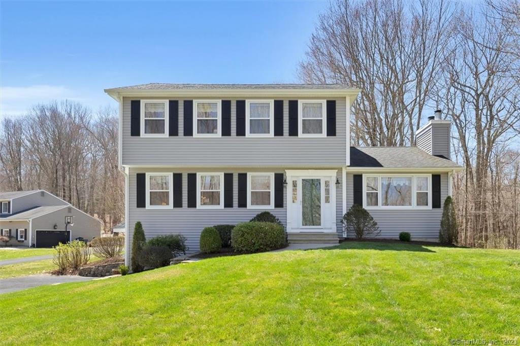 1053 Woodbury Road