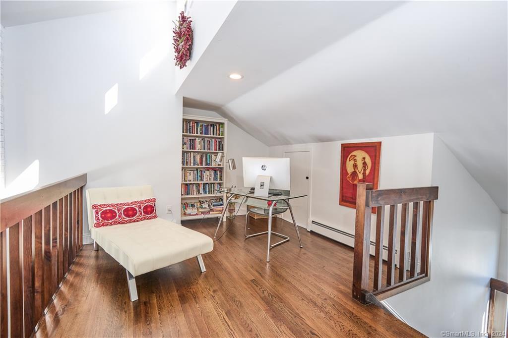 222 Compo Road South