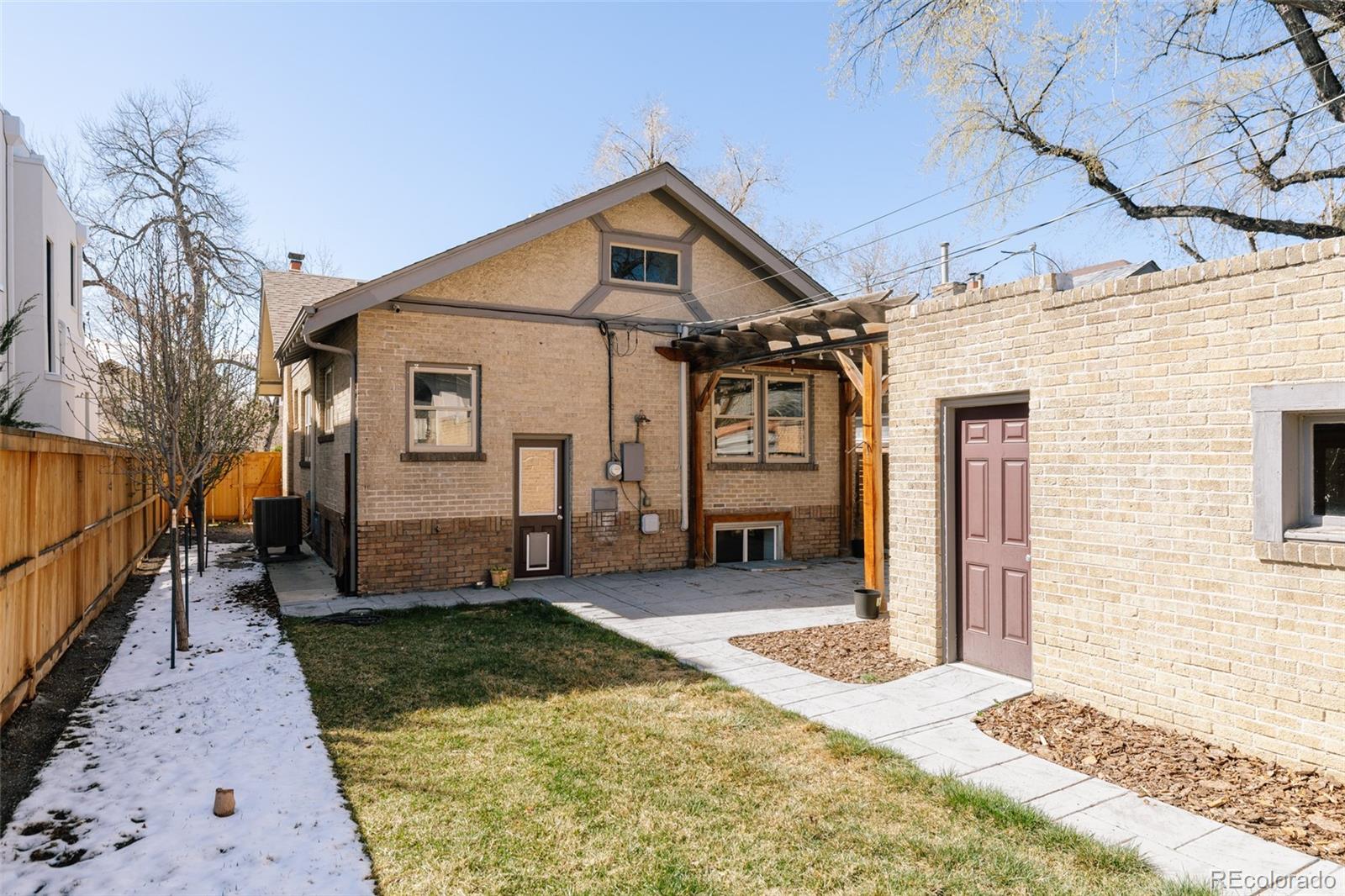 2218 Cherry Street