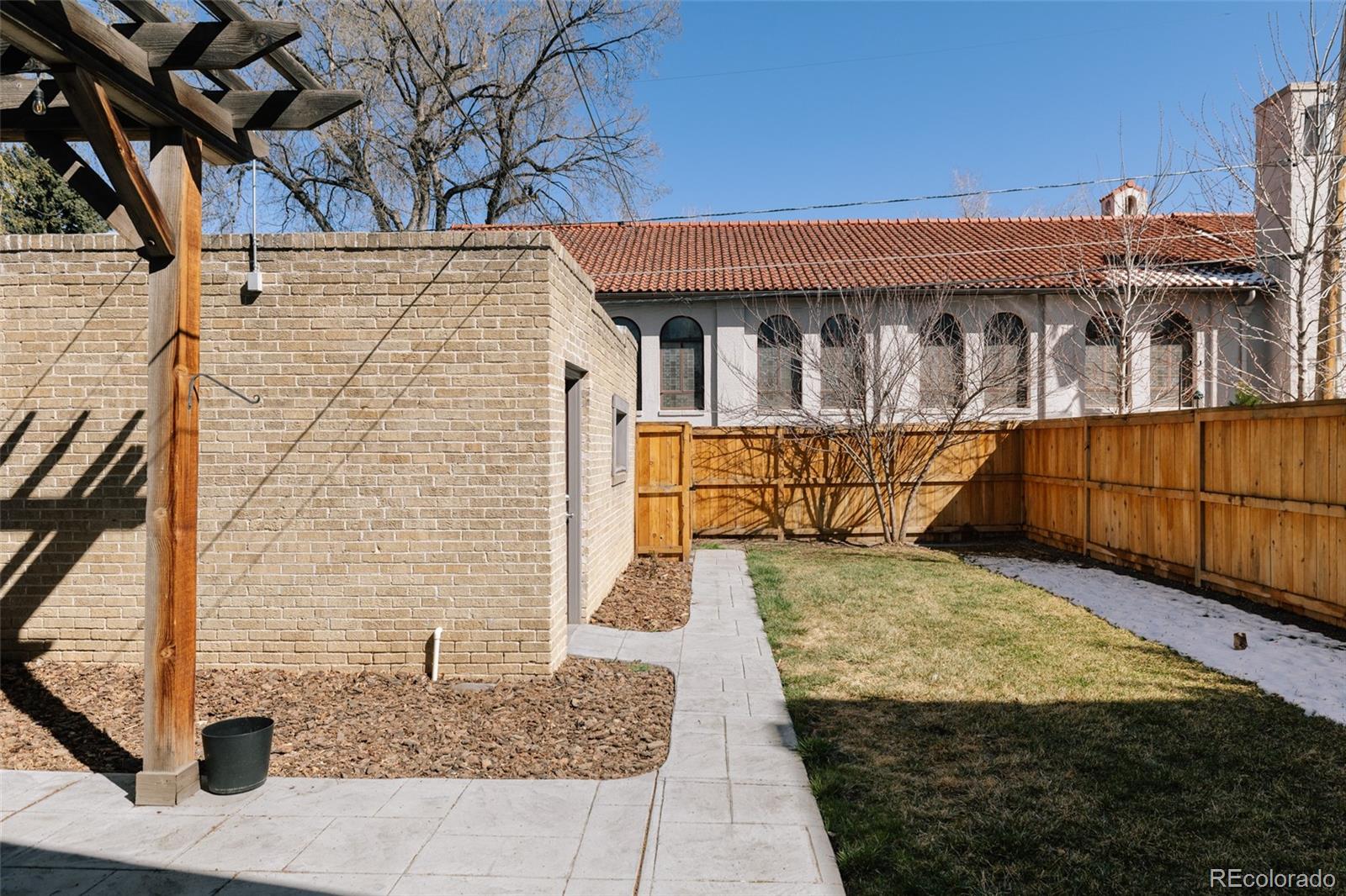 2218 Cherry Street
