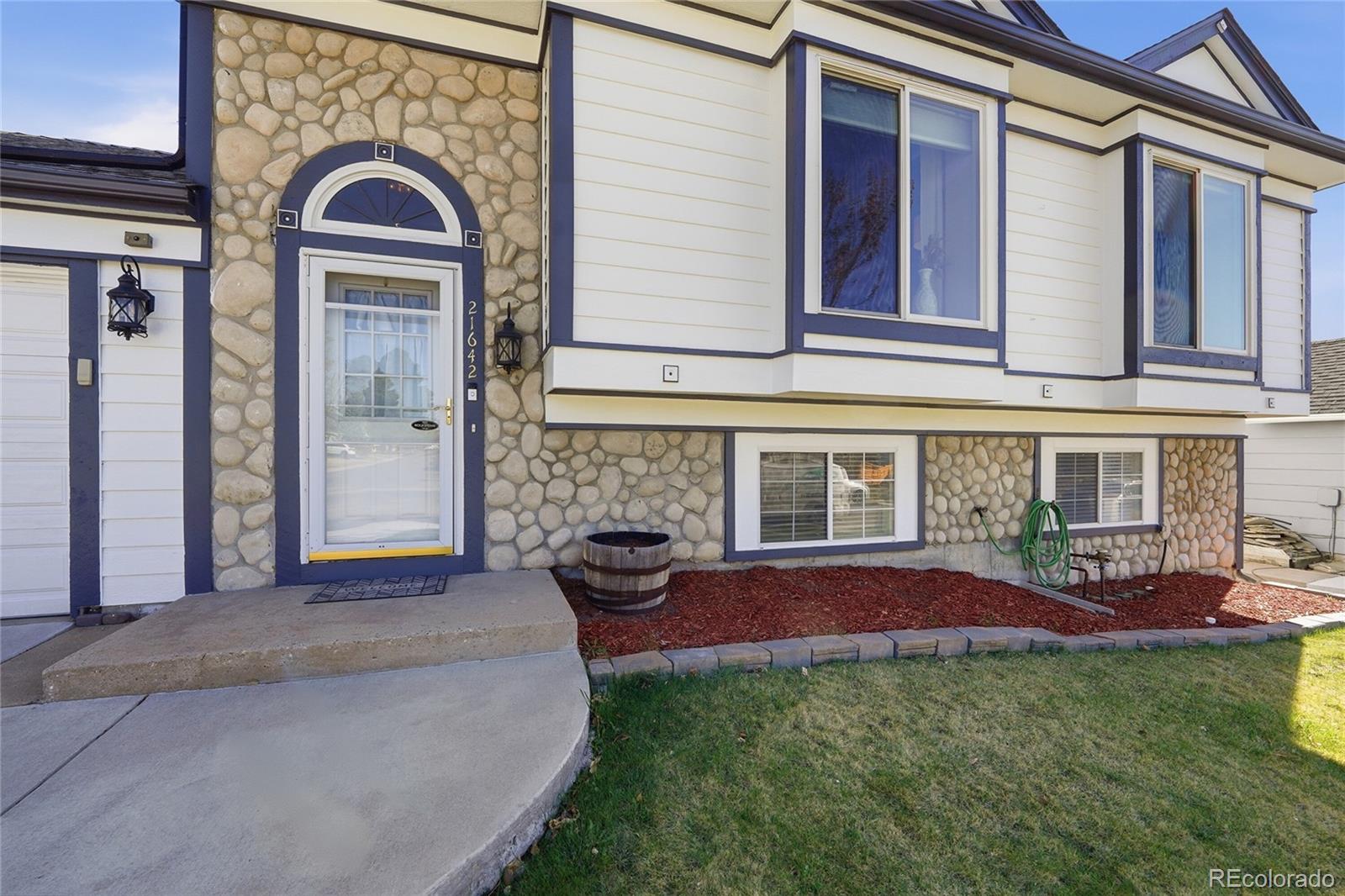 21642 E Alamo Place