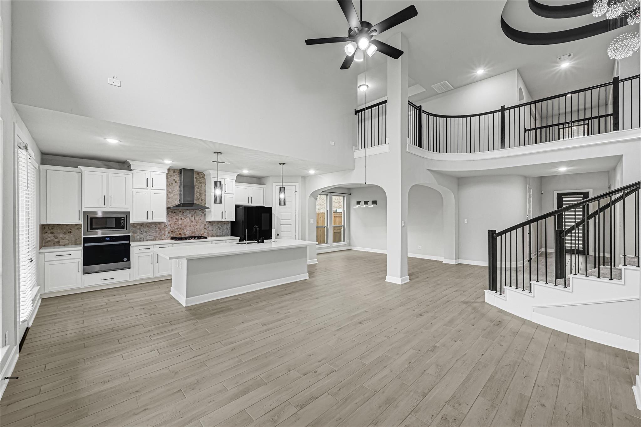 2842 Acacia Grove Drive