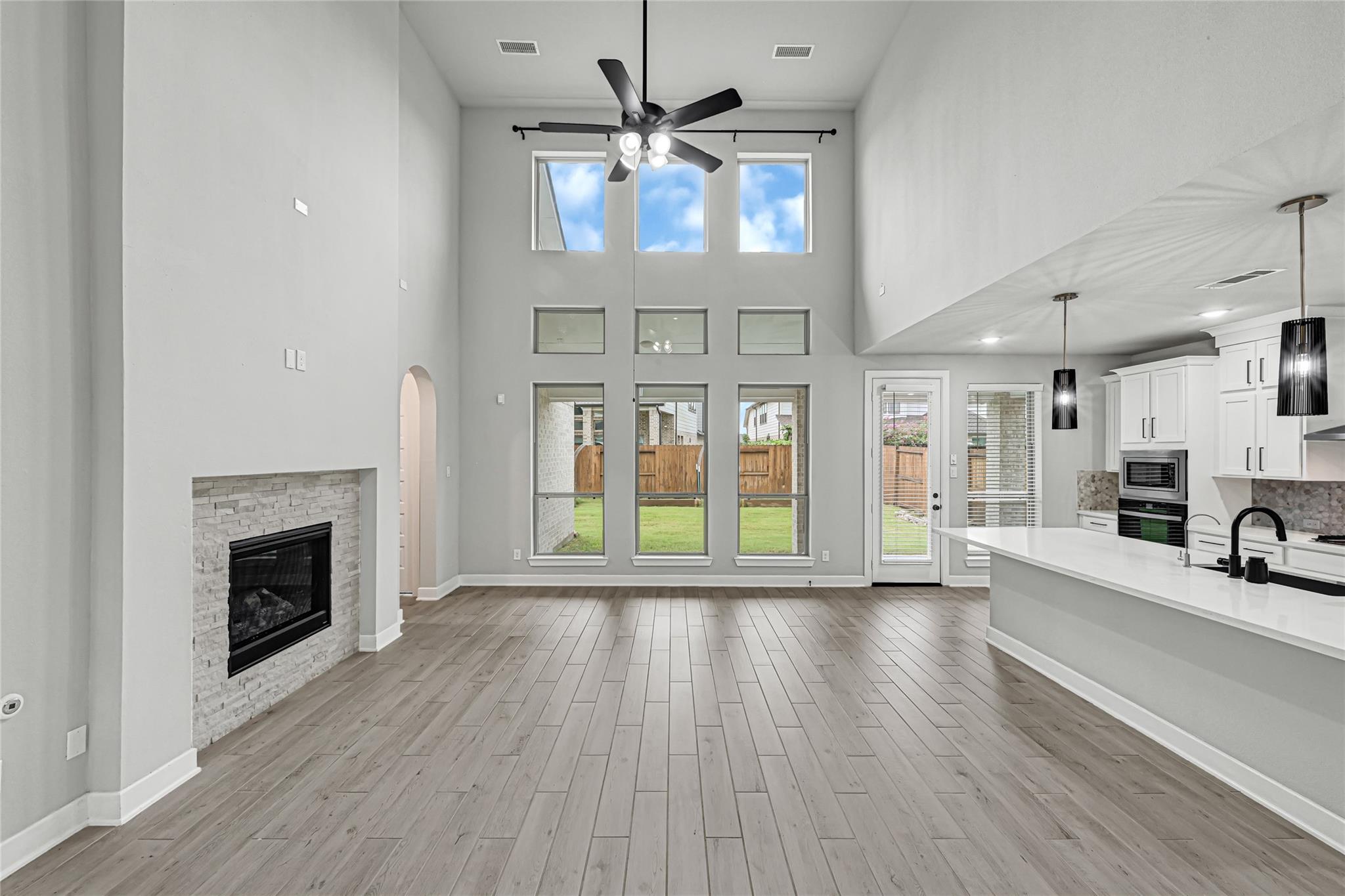 2842 Acacia Grove Drive