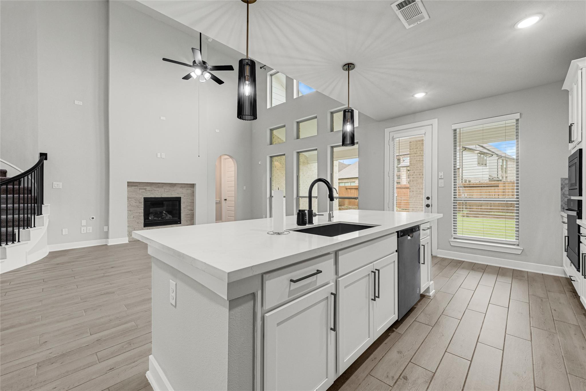 2842 Acacia Grove Drive