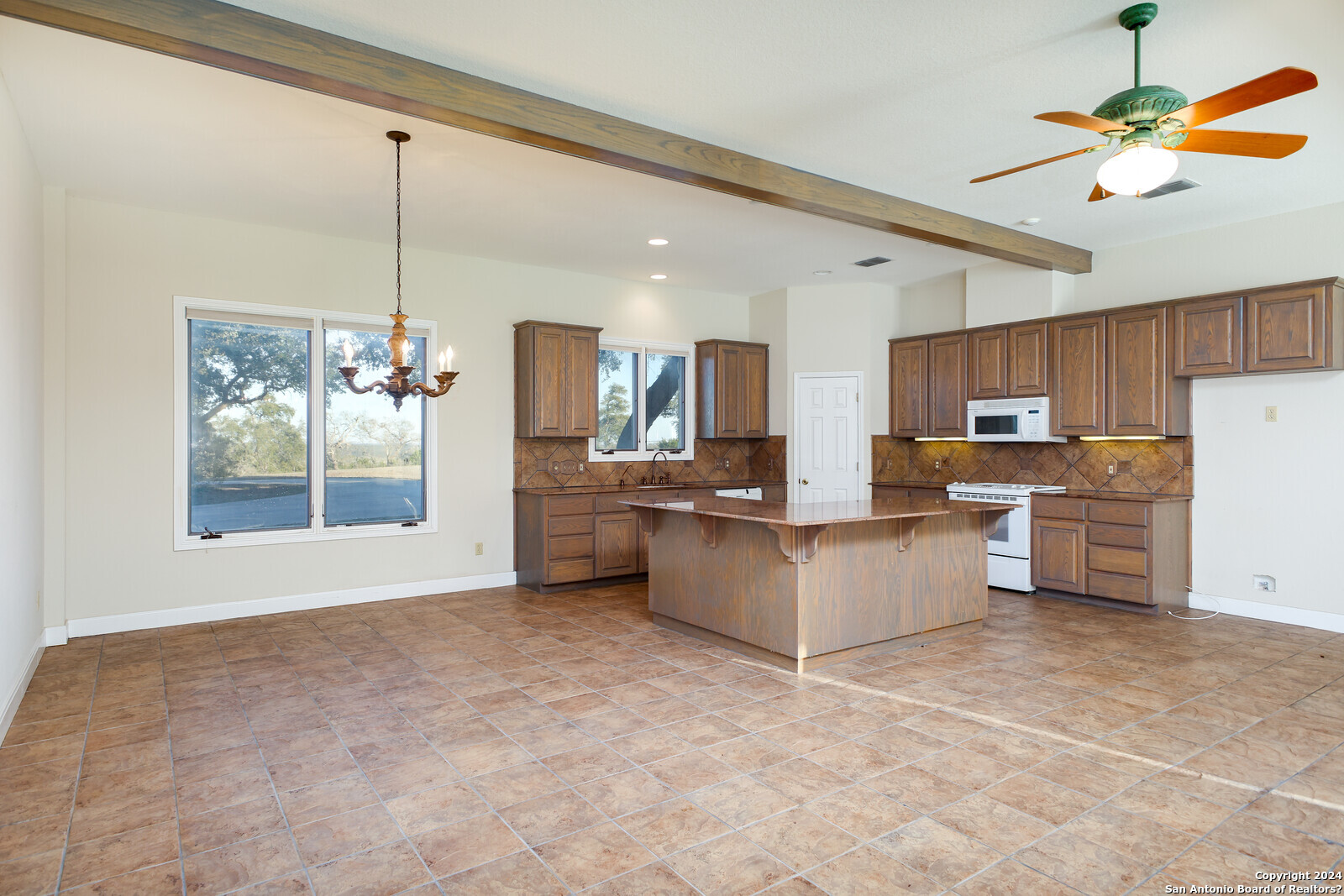 1141 Currie Ranch Rd