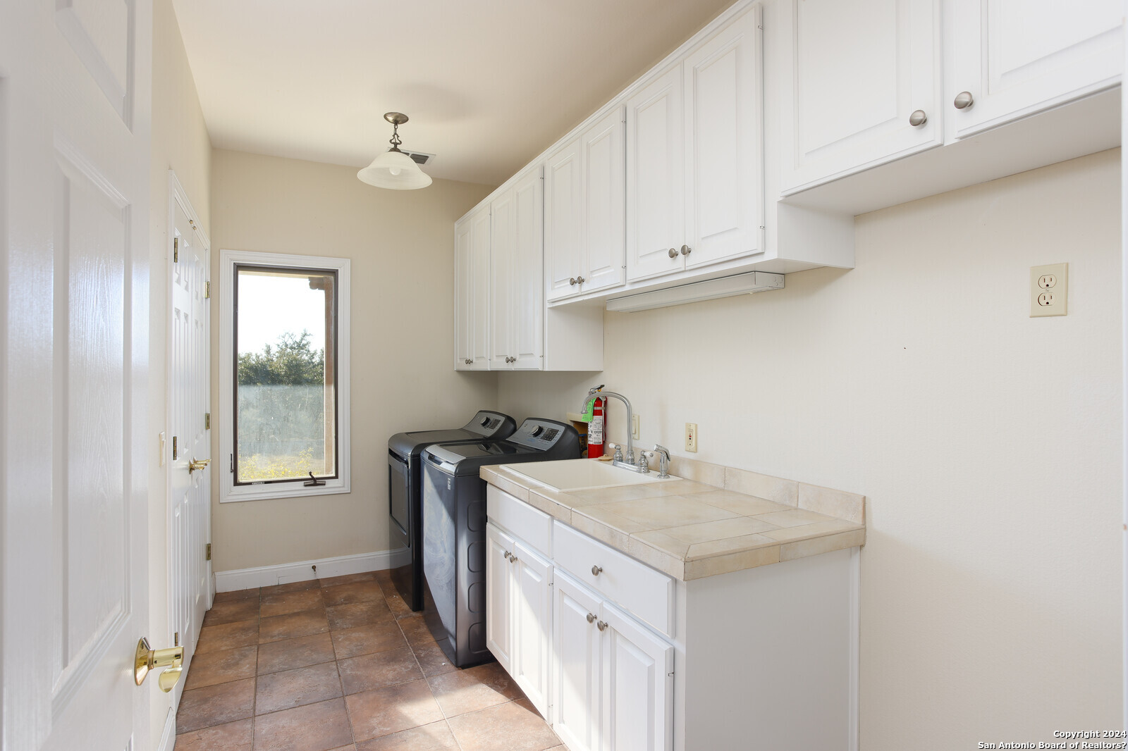 1141 Currie Ranch Rd