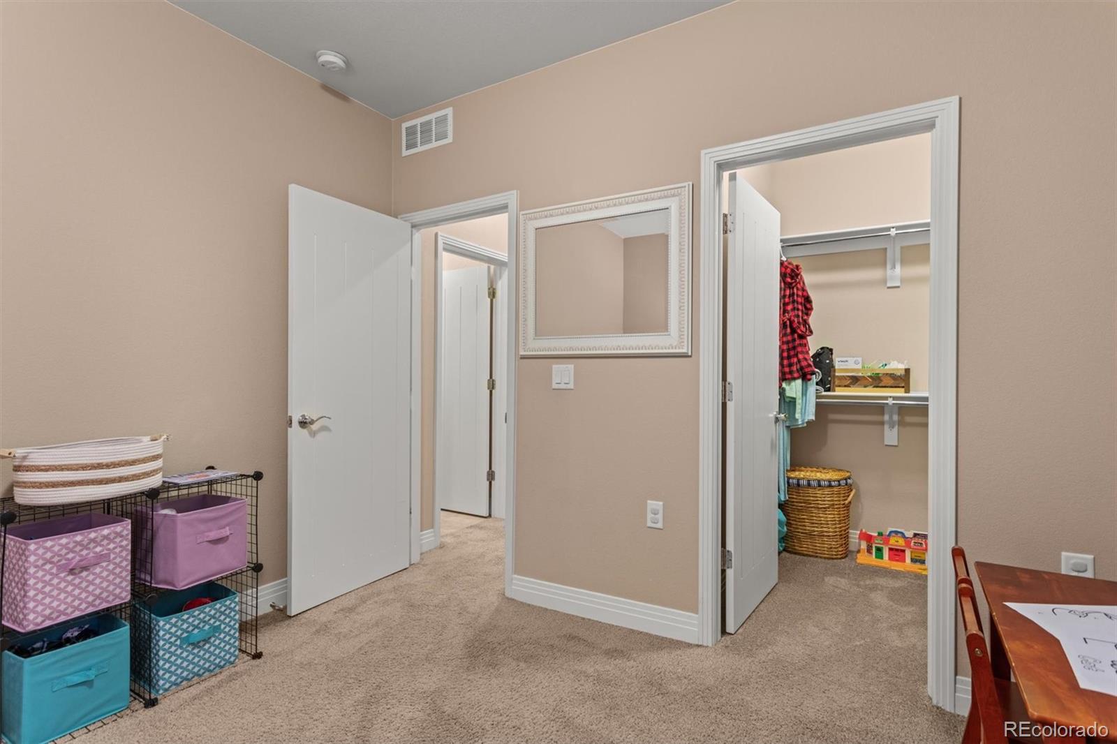 8272 E 55th Place