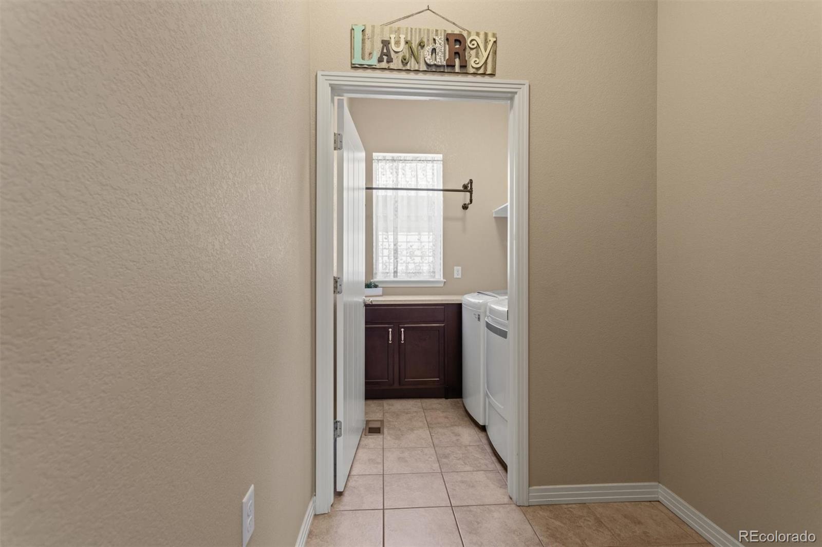 8272 E 55th Place