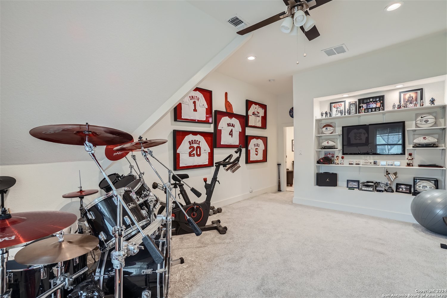 7022 CANTERA MANOR BLVD