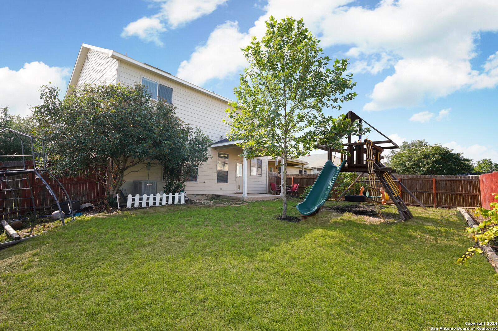 27202 Rio Cove