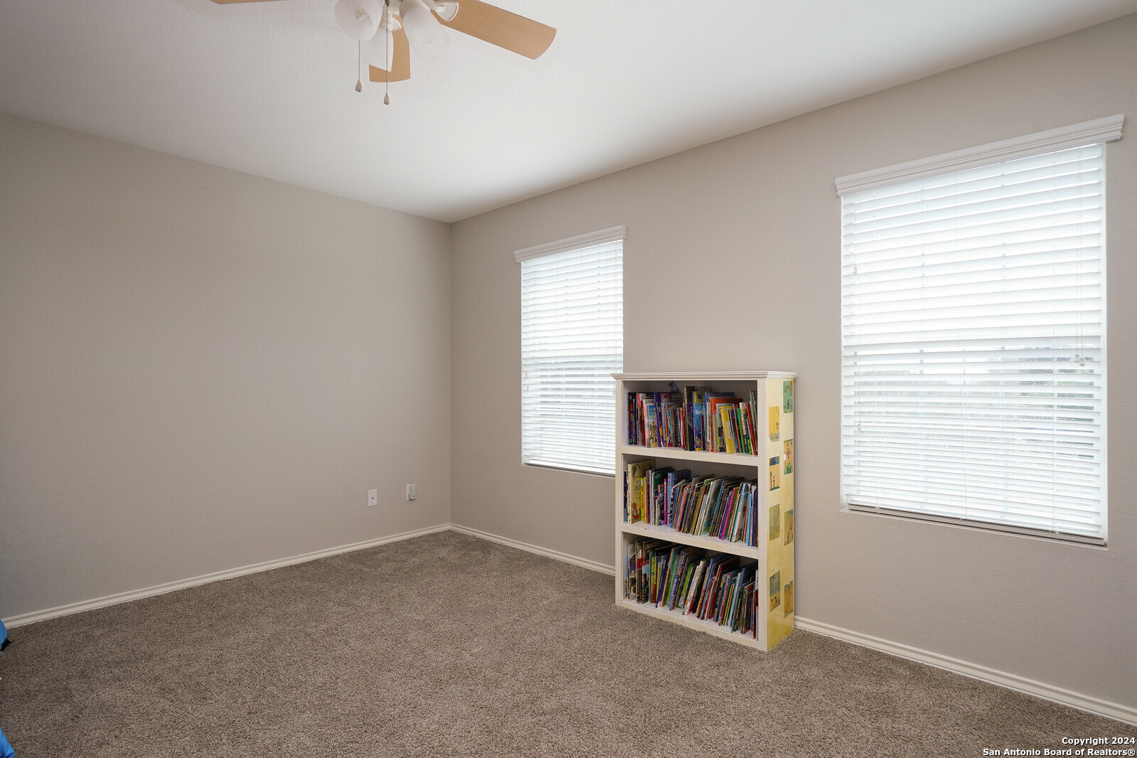 27202 Rio Cove