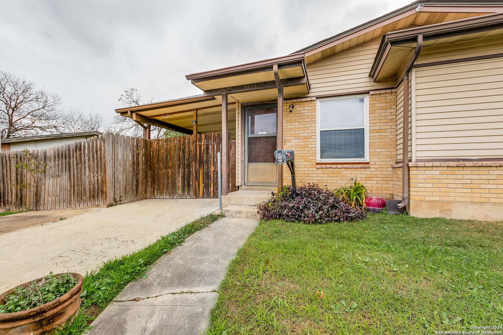3011 Lasses Boulevard