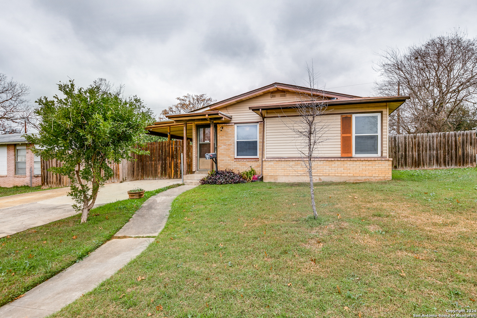 3011 Lasses Boulevard