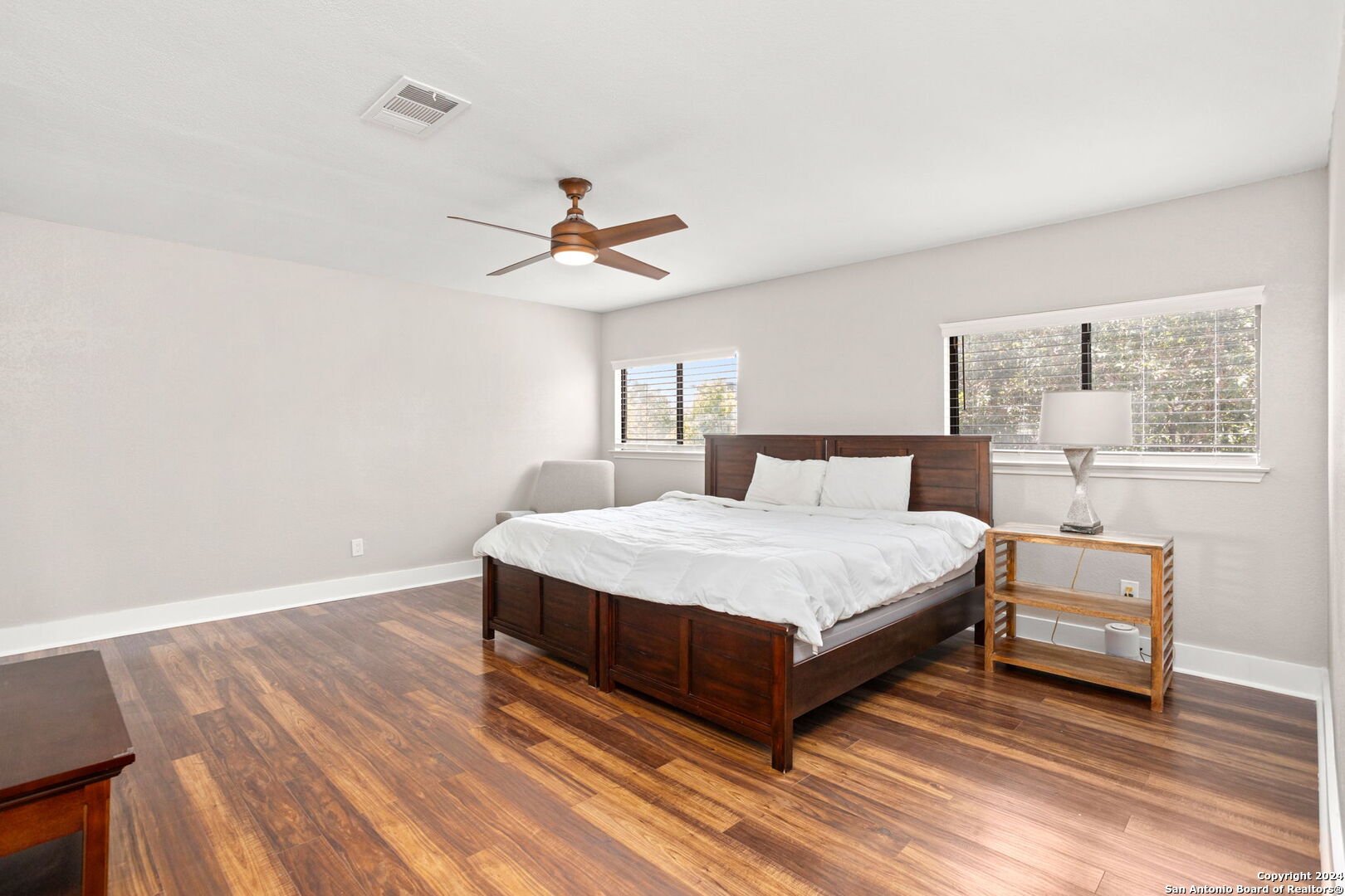 8114 STAGWOOD HL