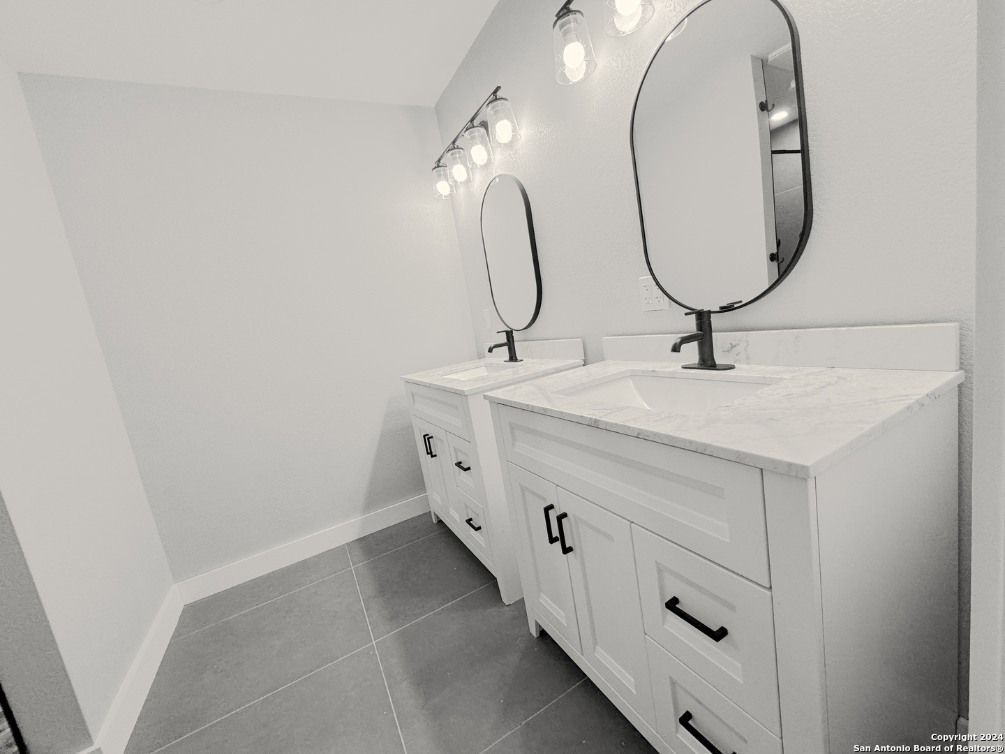 8114 STAGWOOD HL