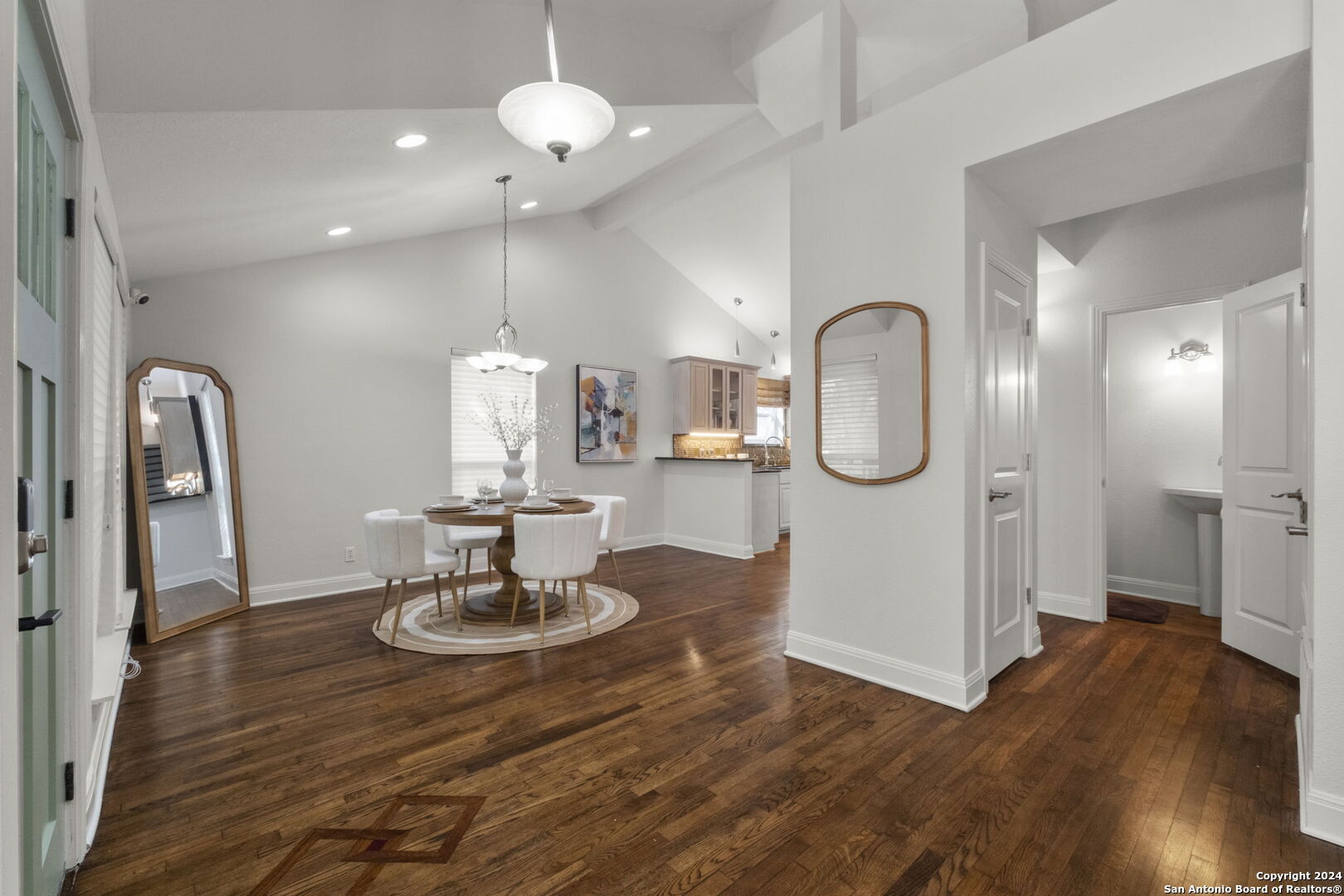 543 Argo Ave