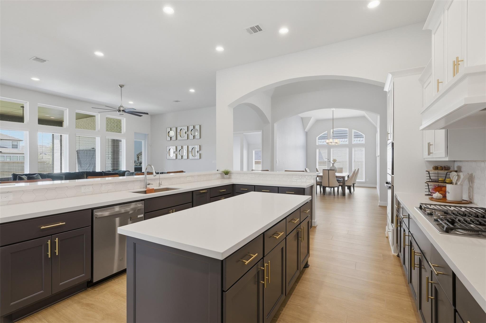 8922 Sierra Nevada Drive