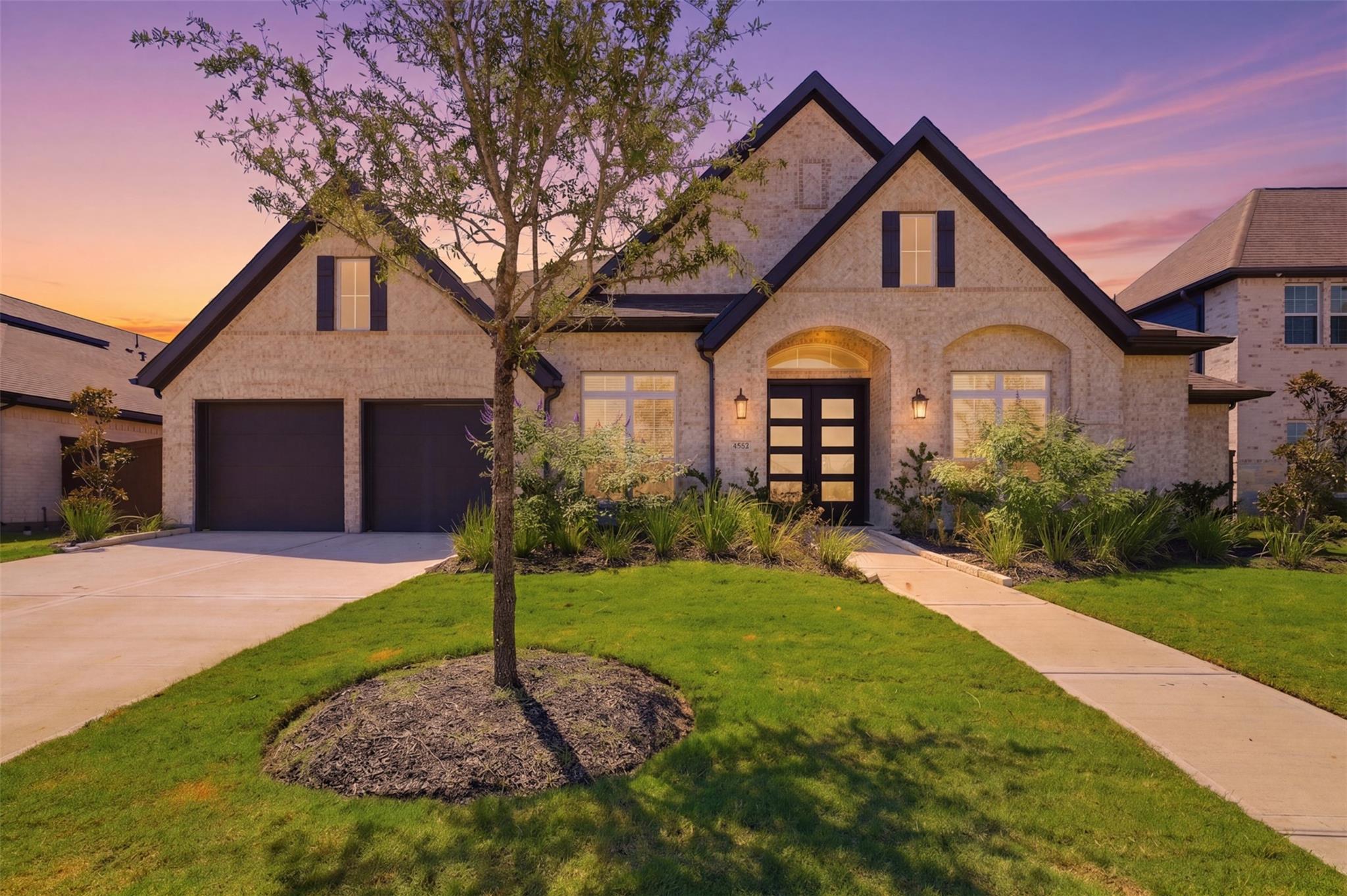 8922 Sierra Nevada Drive