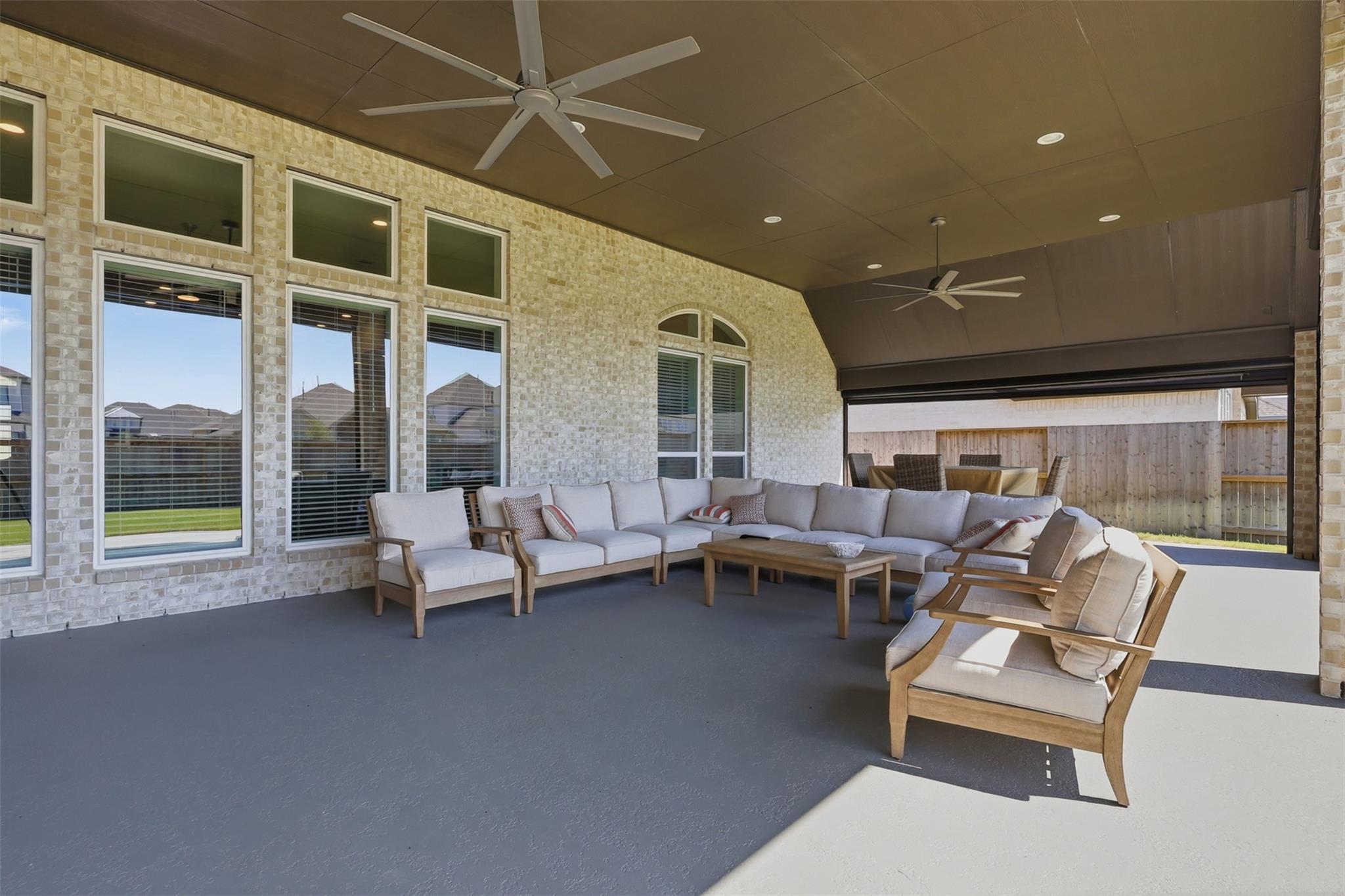 8922 Sierra Nevada Drive