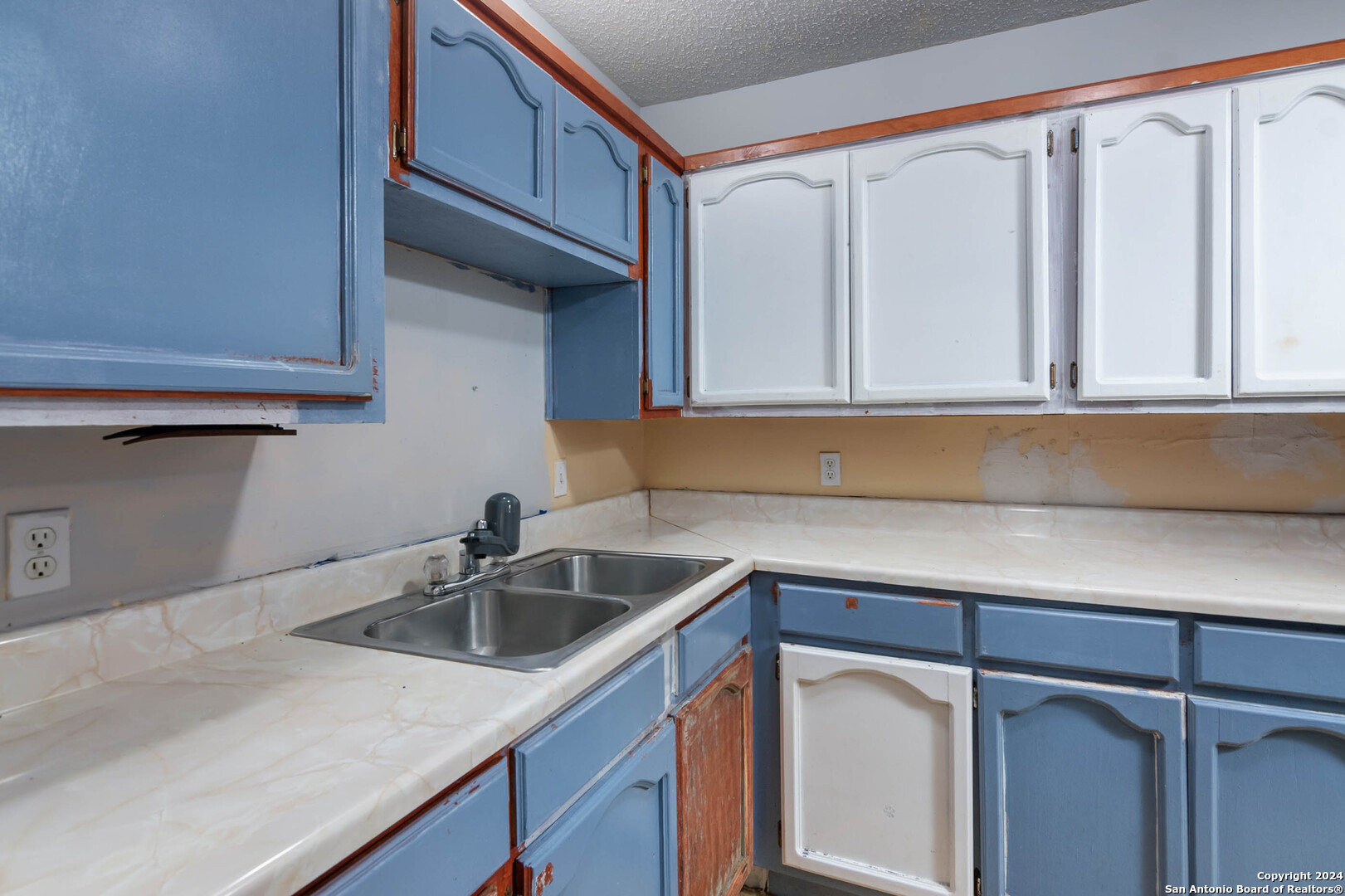 7626 MULESHOE LN