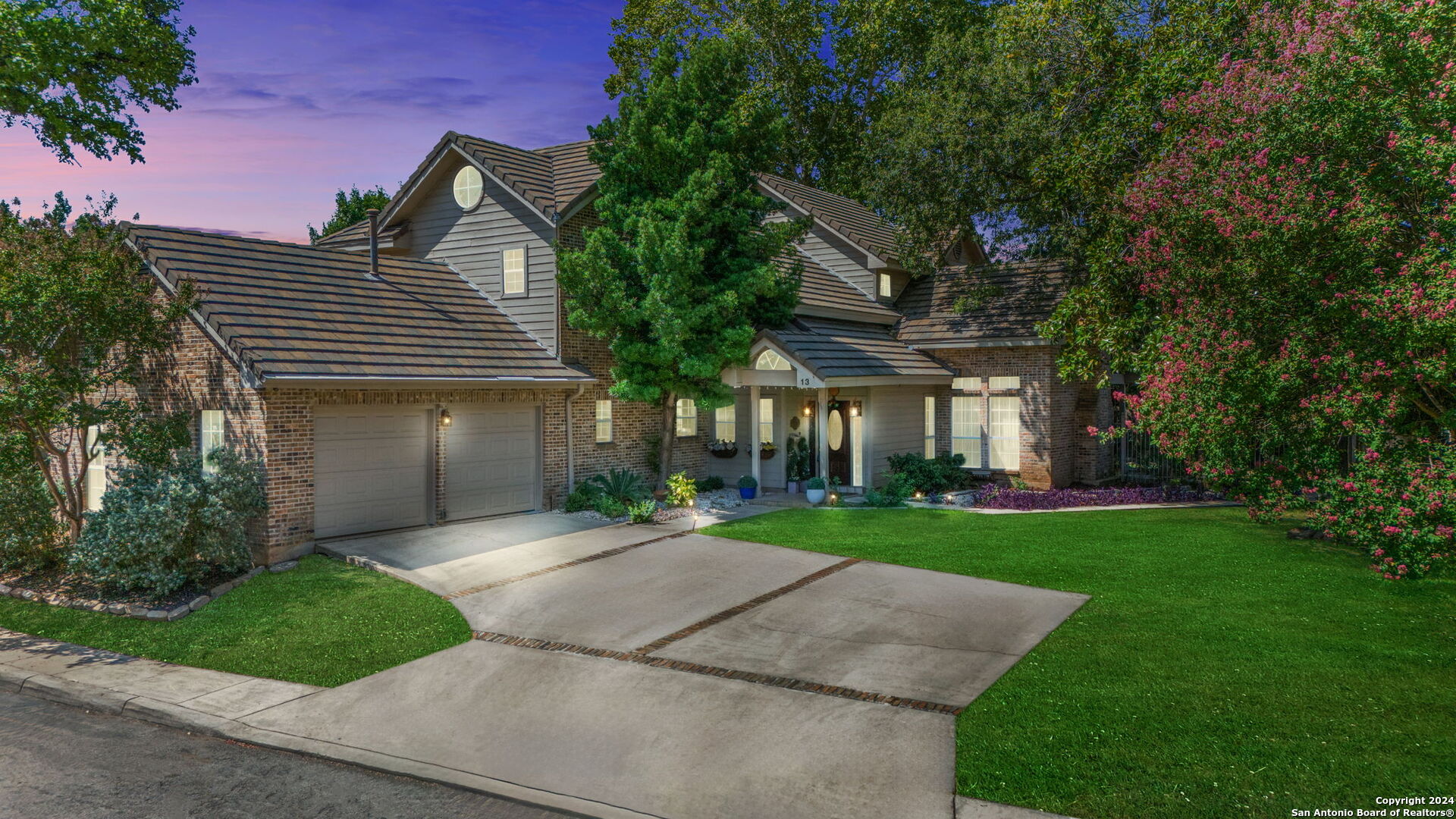 13 GRANBURG CIR