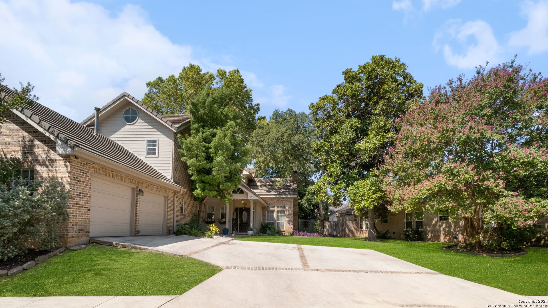 13 GRANBURG CIR