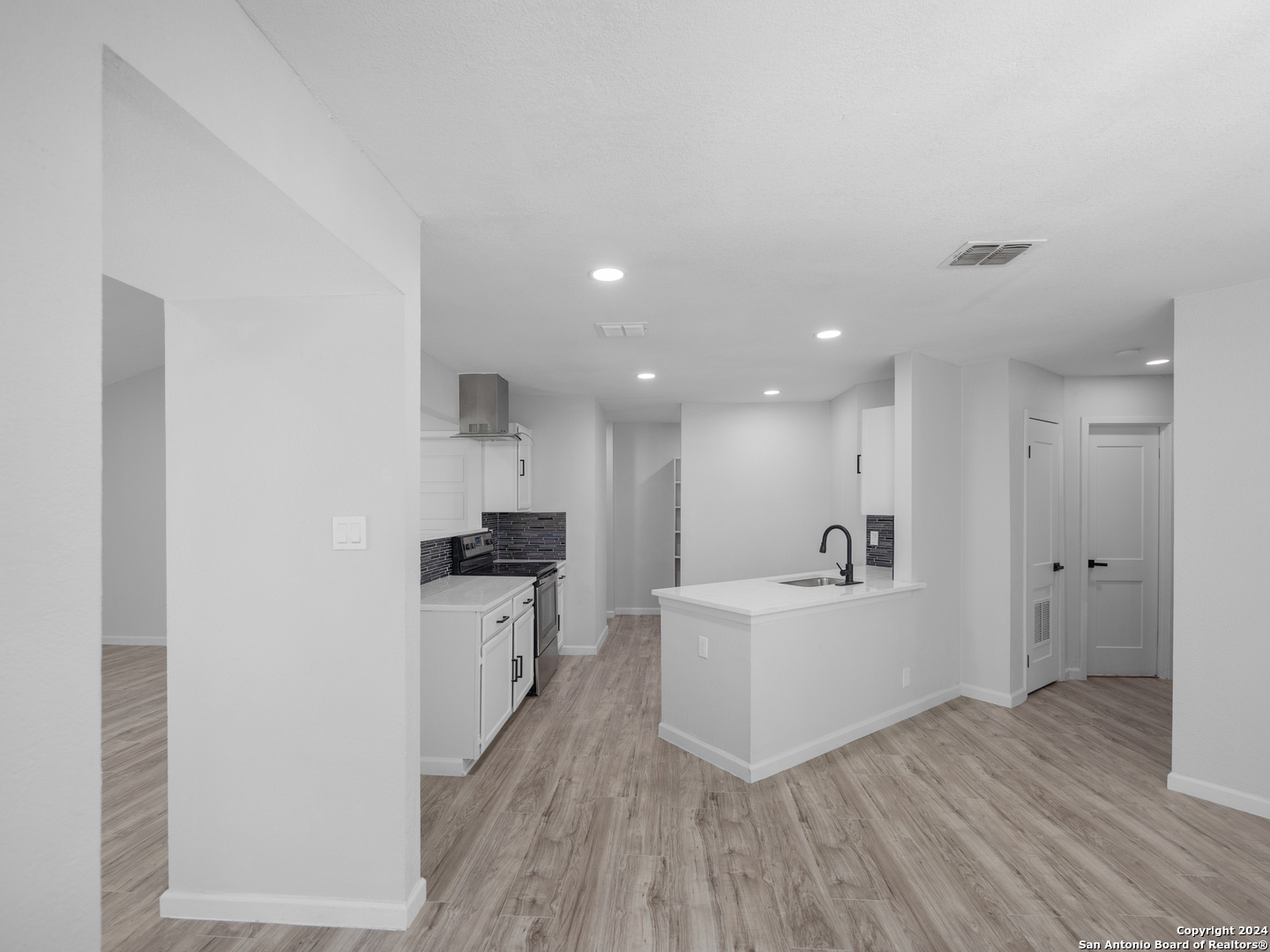 7707 clear ridge