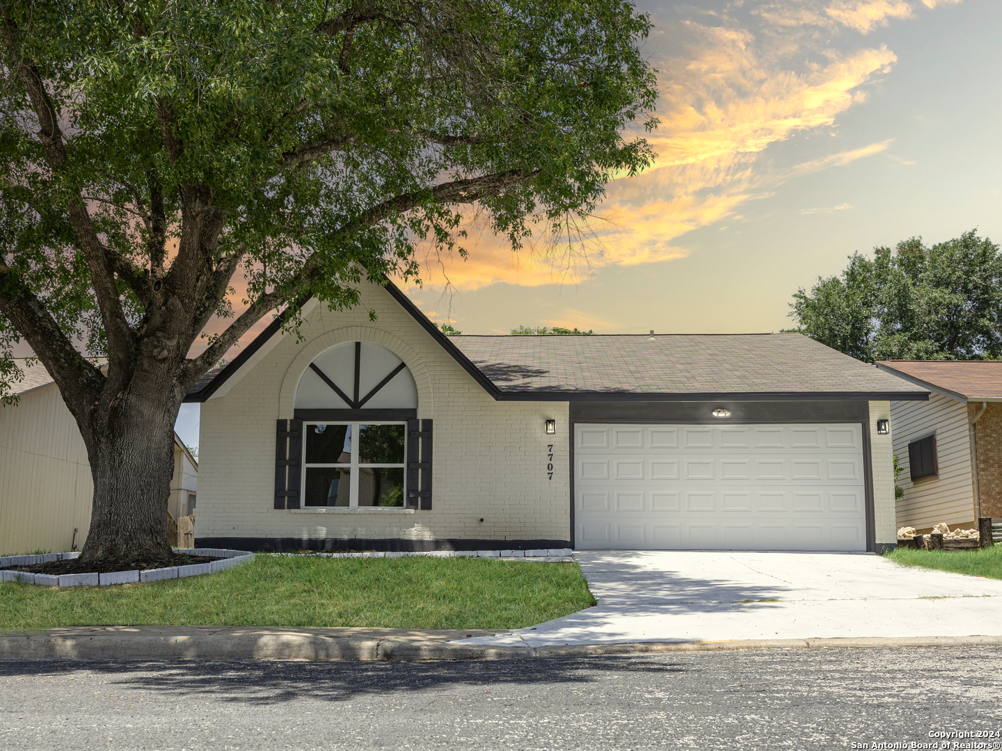 7707 clear ridge