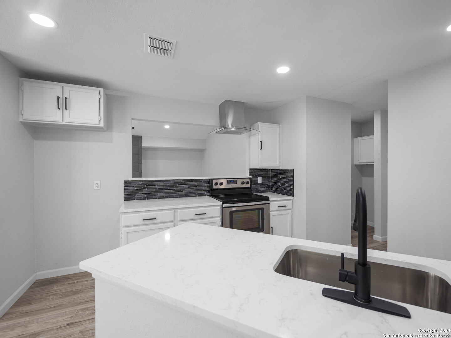 7707 clear ridge