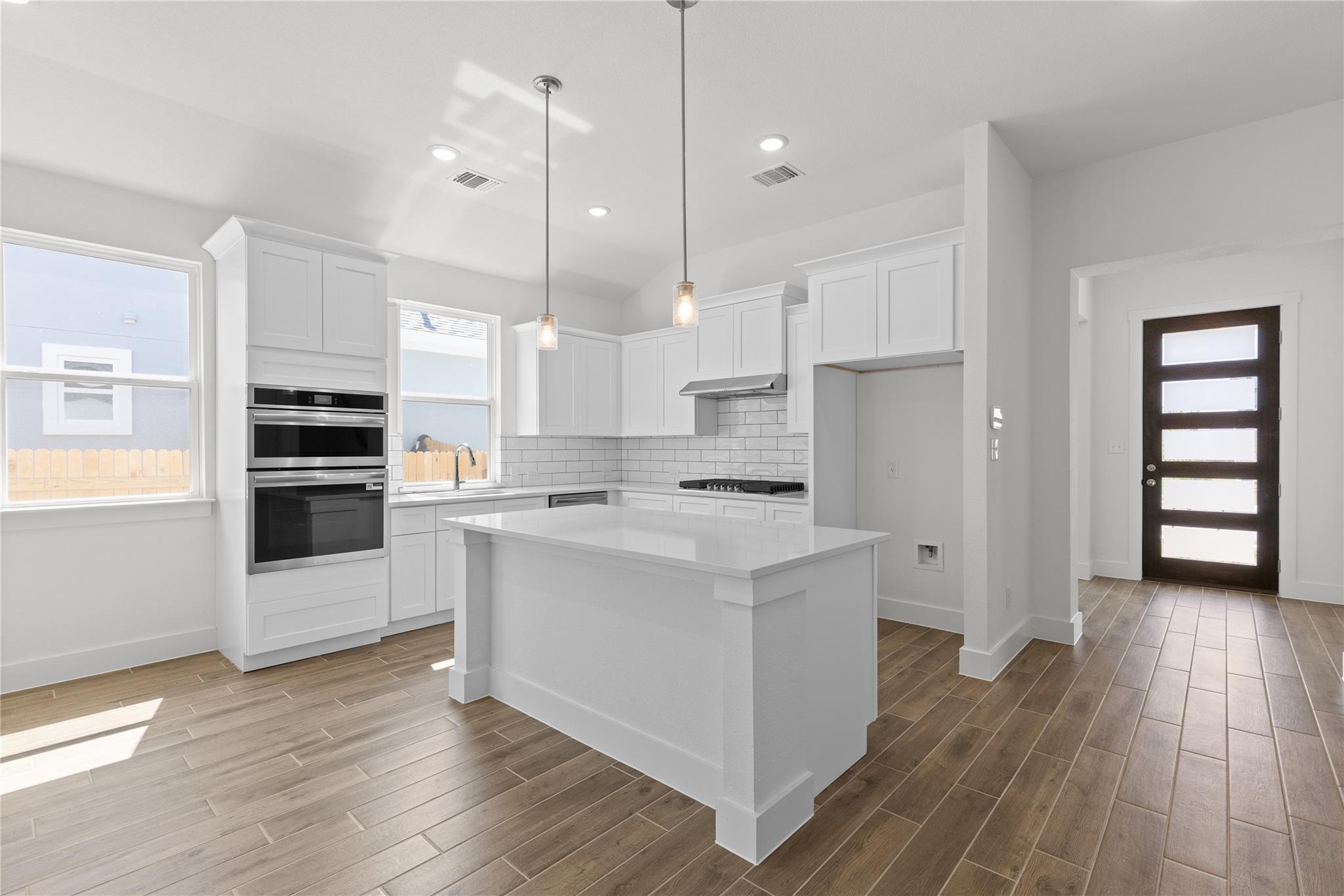 19113 Sedge Wren LN