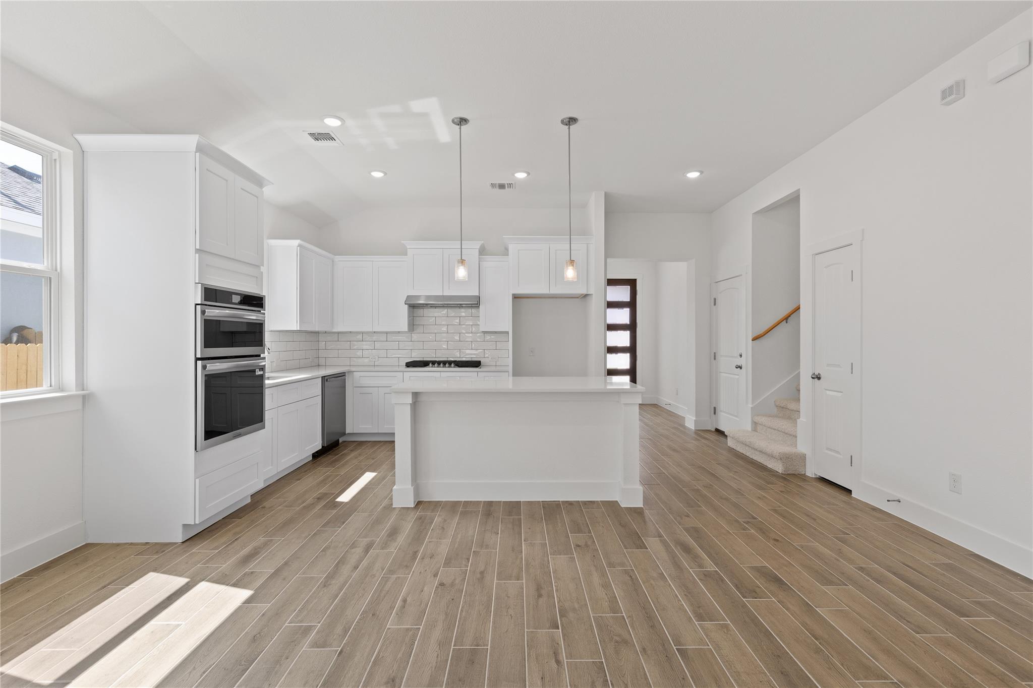 19113 Sedge Wren LN