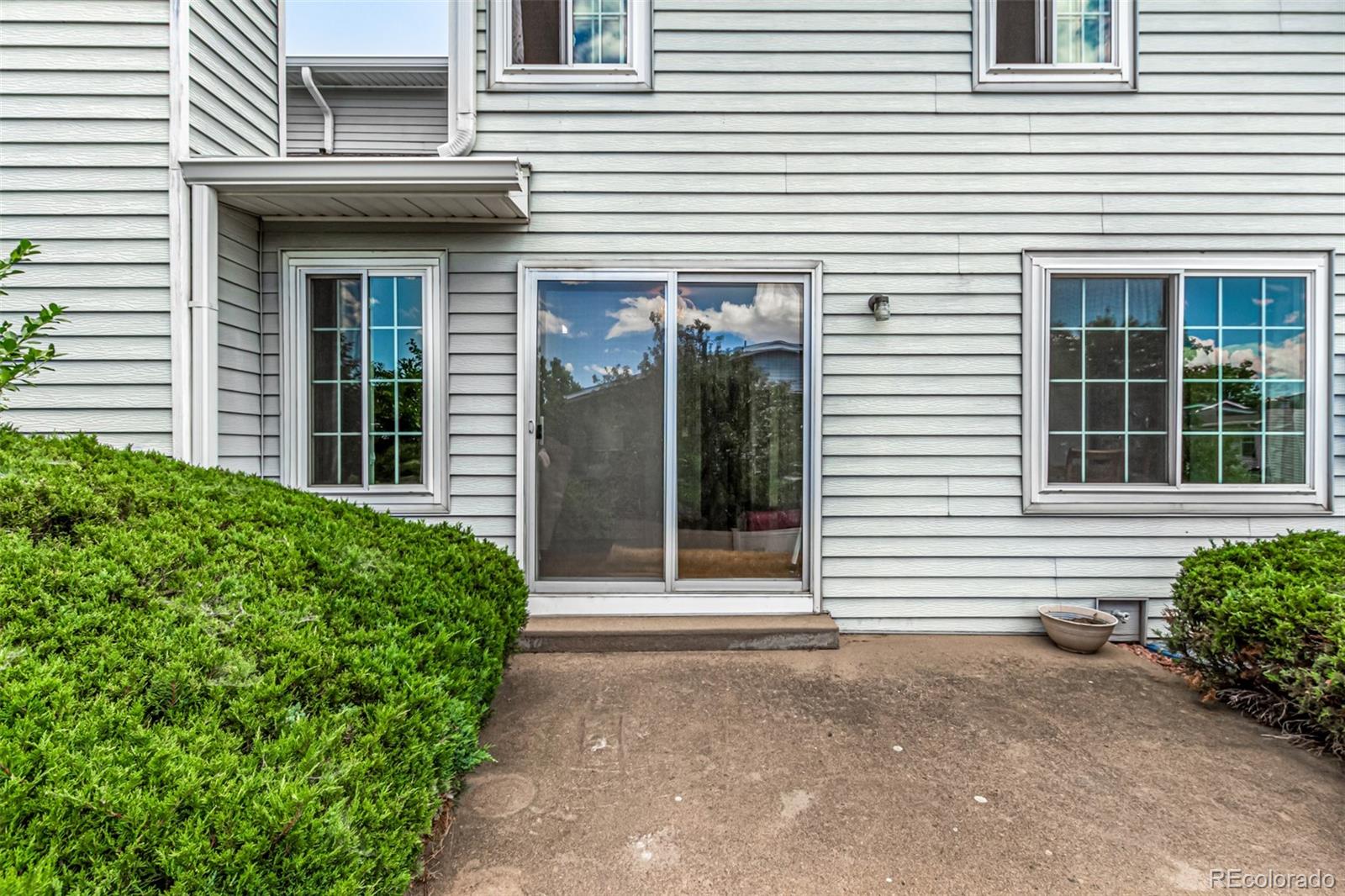 2588 S Vaughn Way Unit: E