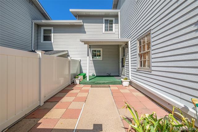 2588 S Vaughn Way Unit: E
