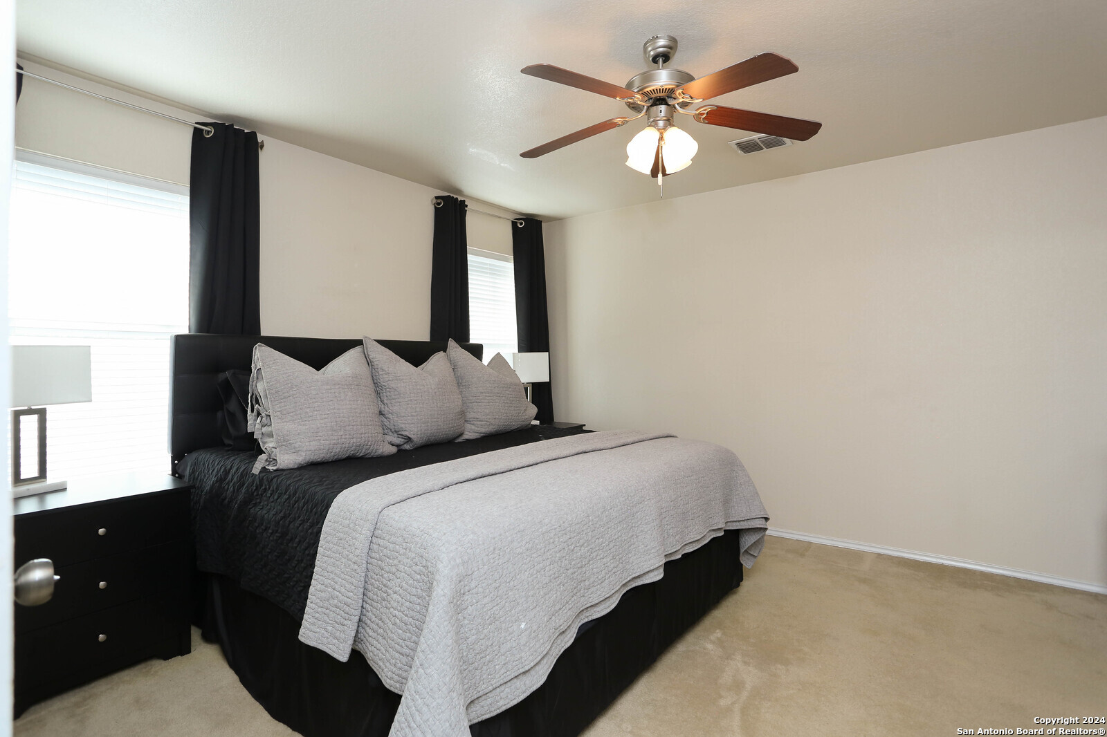 7734 Dusty Diamond