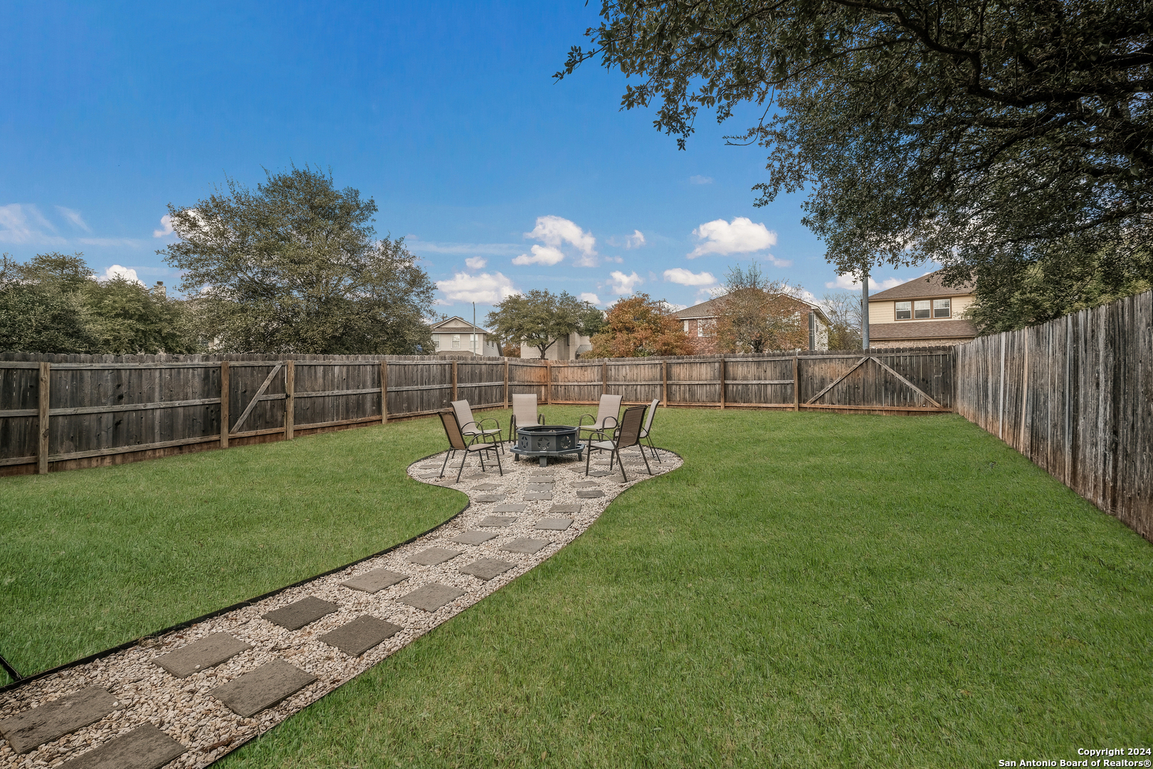 26232 UPTON CRK