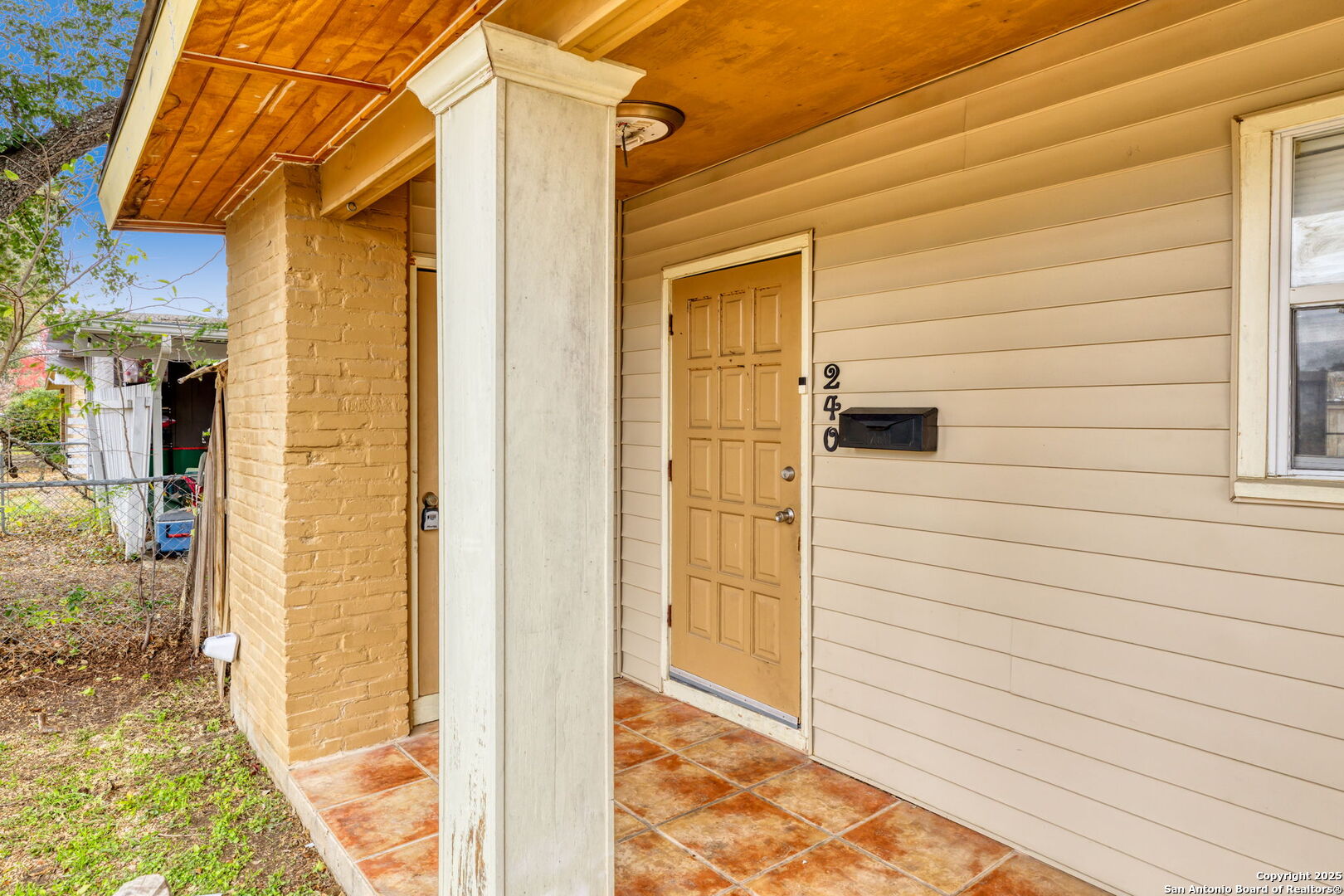 238 EMPORIA BLVD