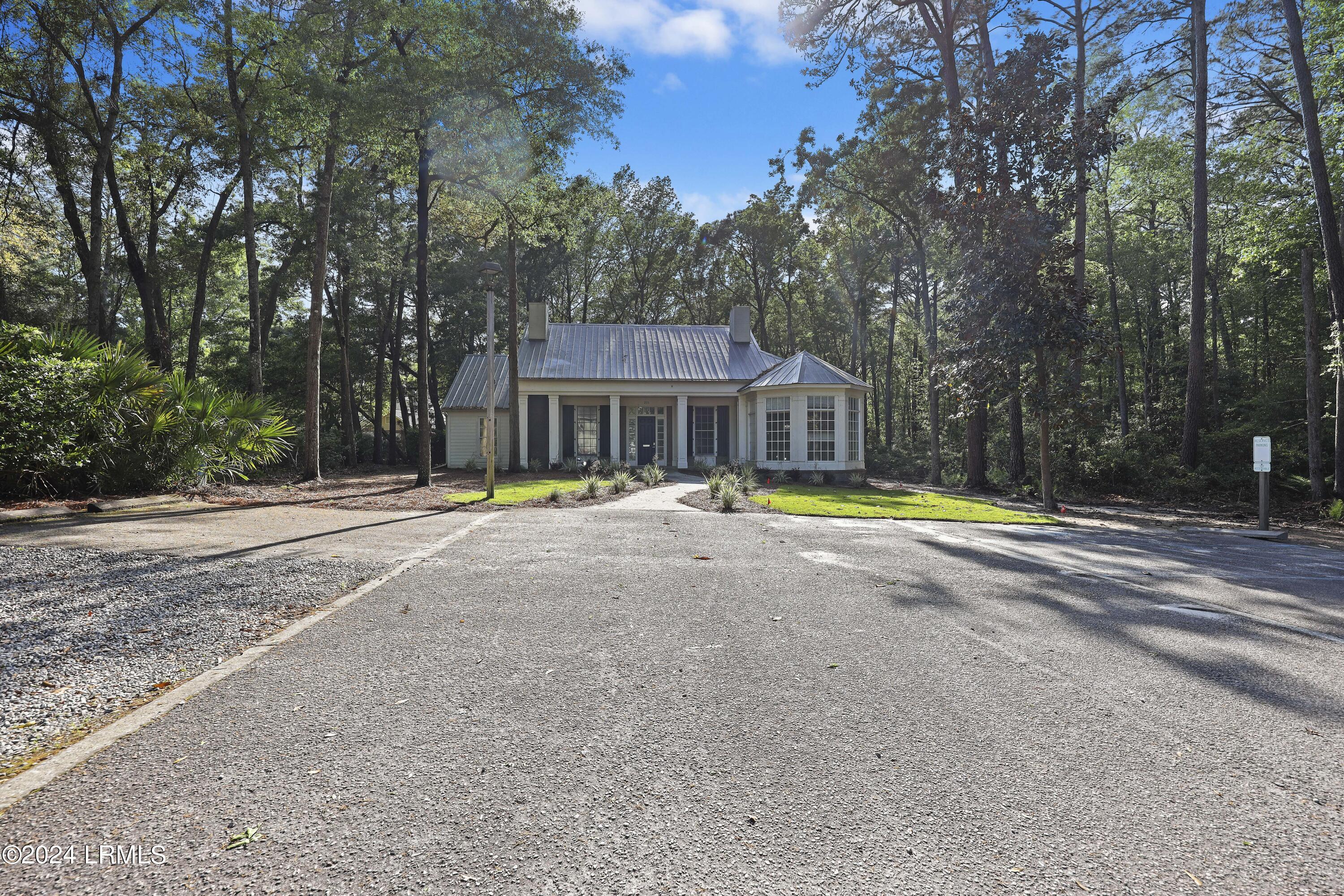 201 Merchant Street
