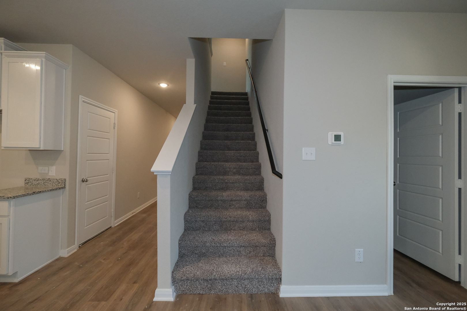 5019 Agave Blue Lane