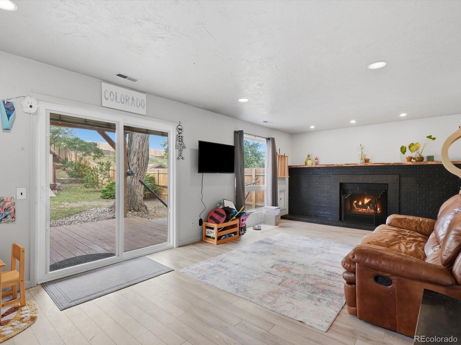 3380 Ashwood Circle