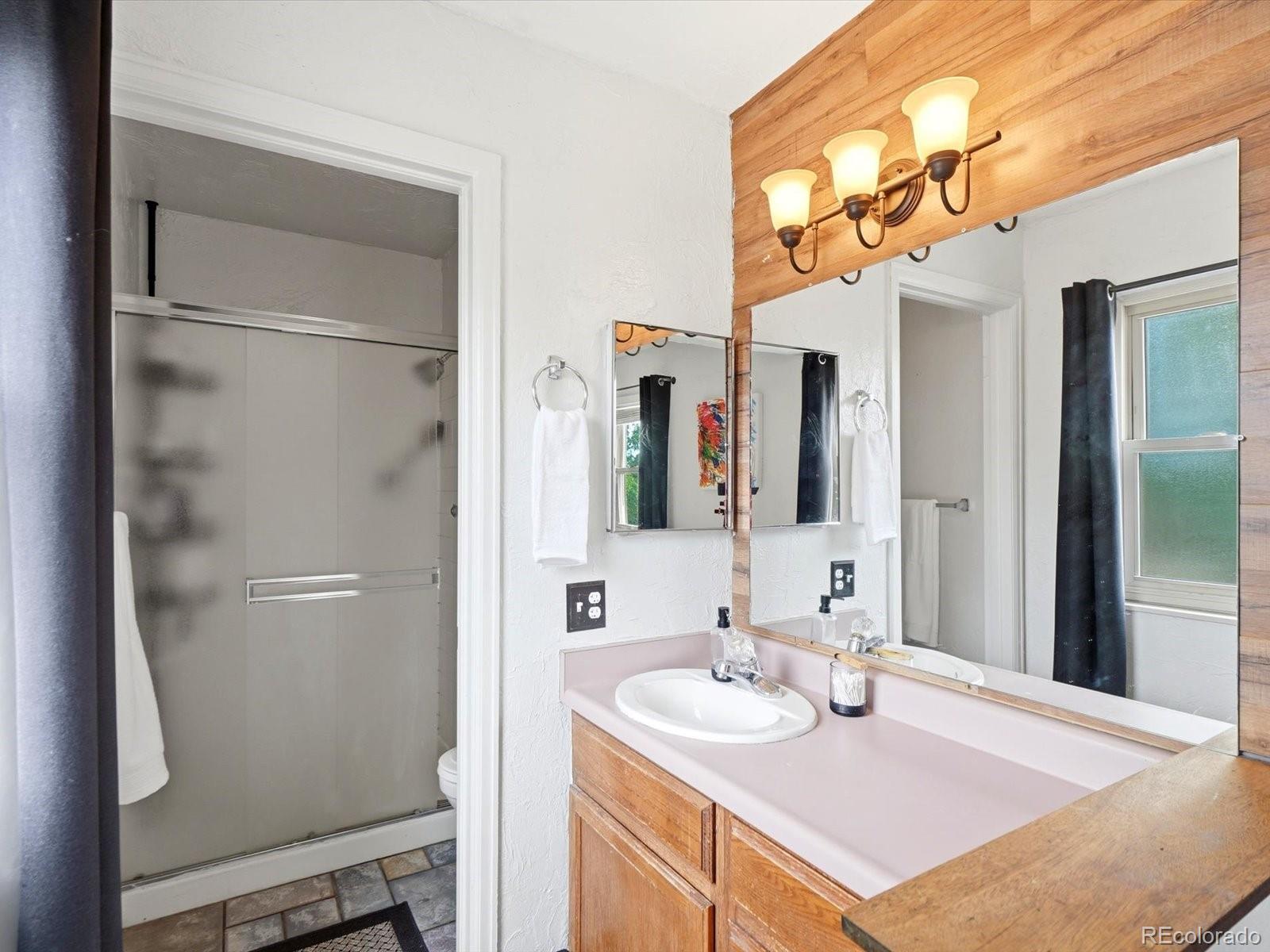 3380 Ashwood Circle
