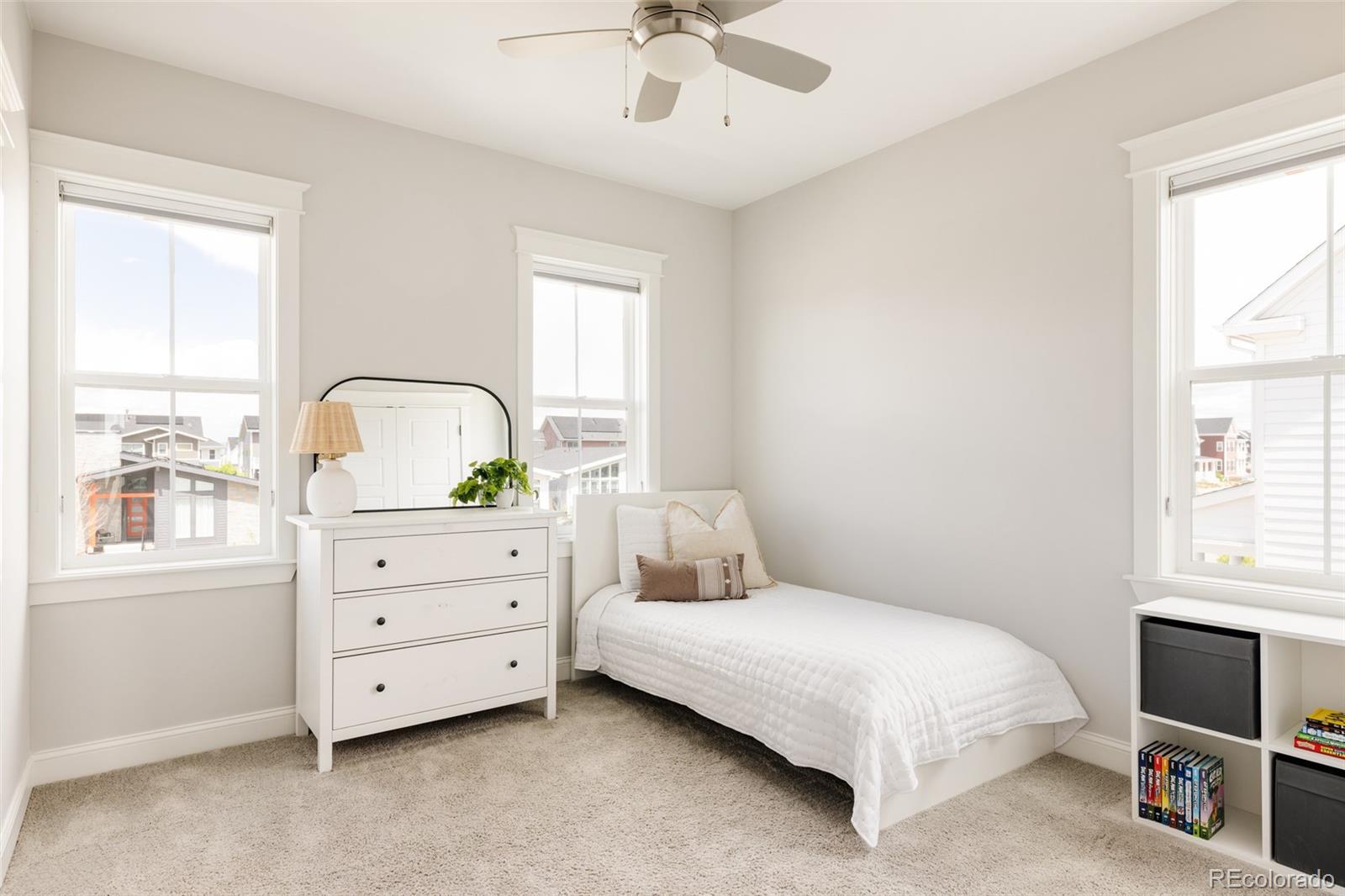 10106 E 59th Place