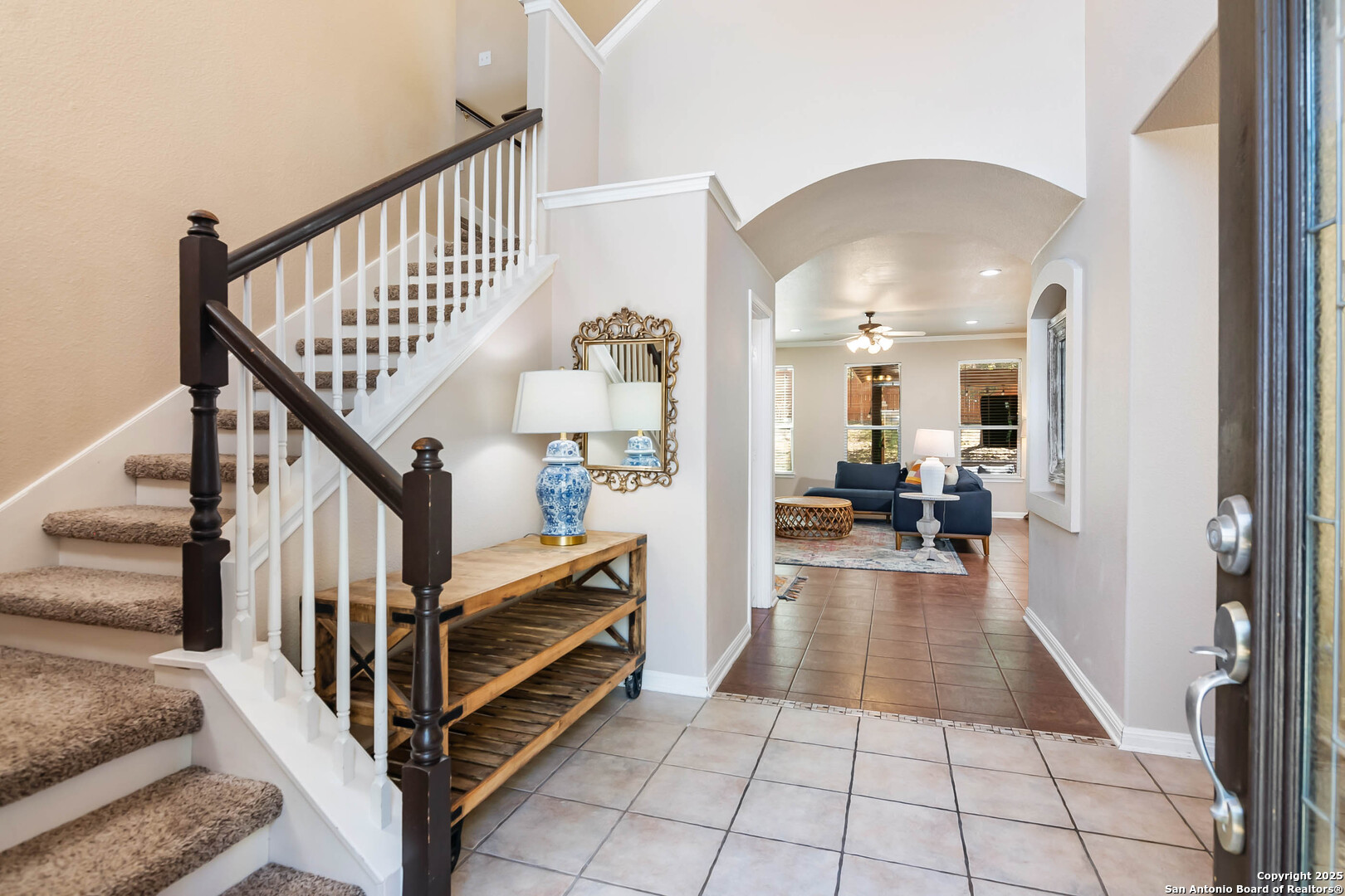 19538 Clay Oak
