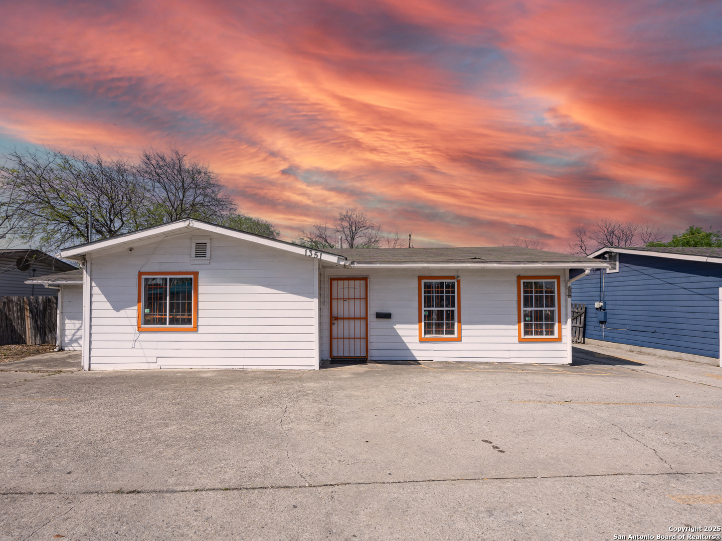 1351 Basse Rd