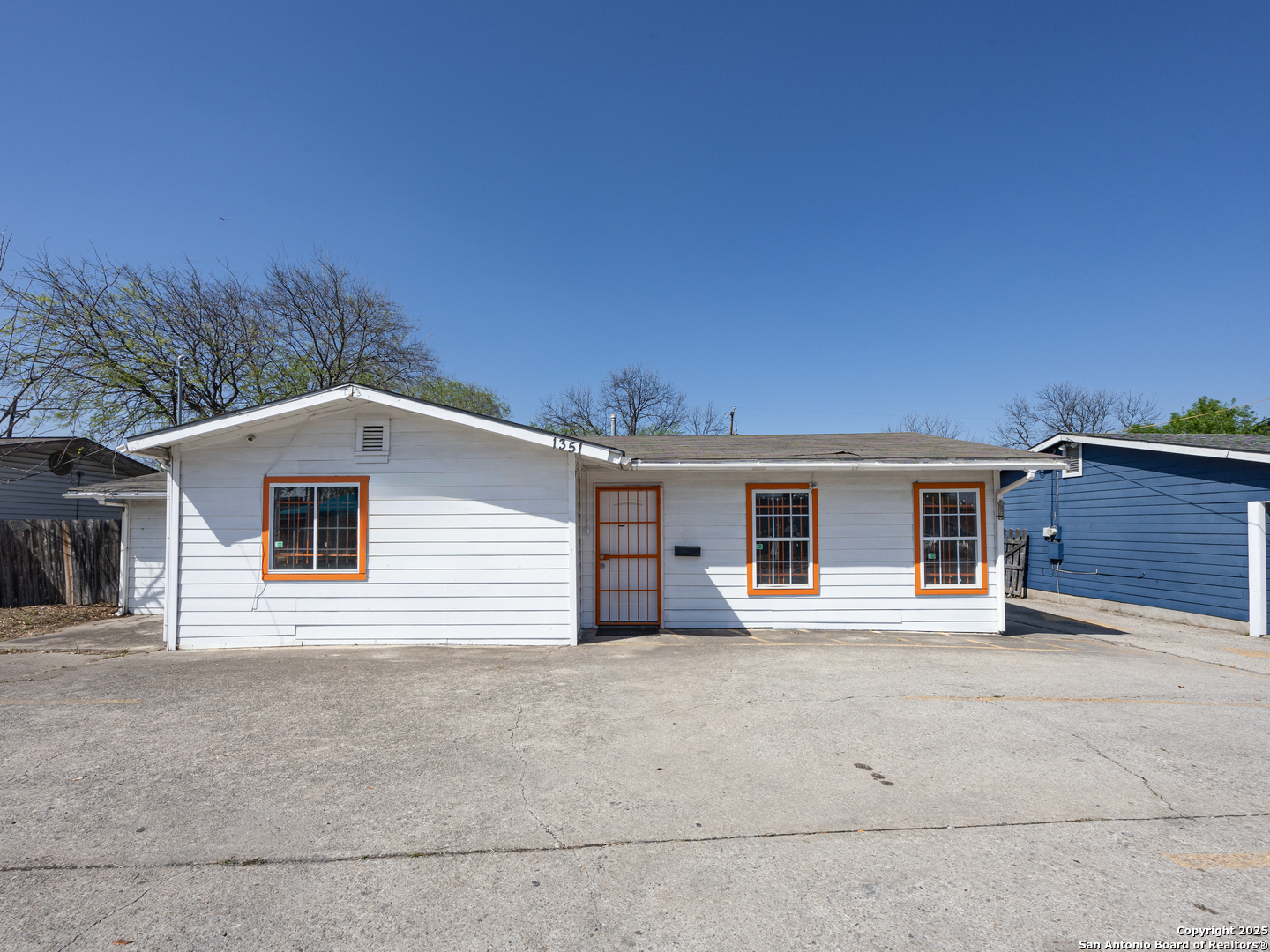 1351 Basse Rd