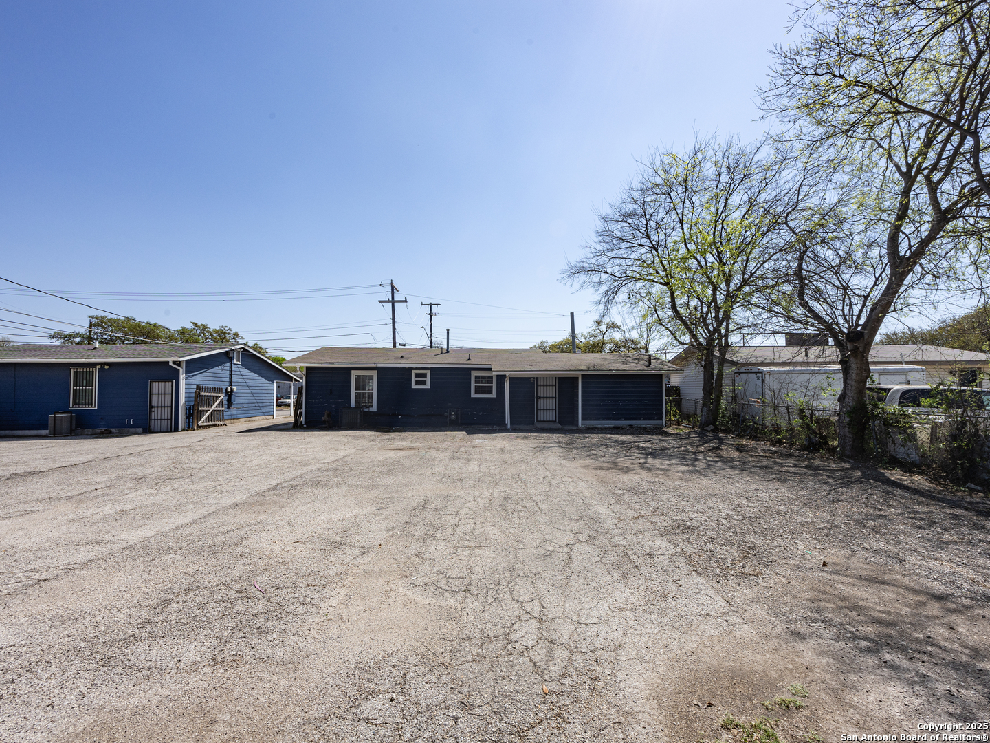 1351 Basse Rd
