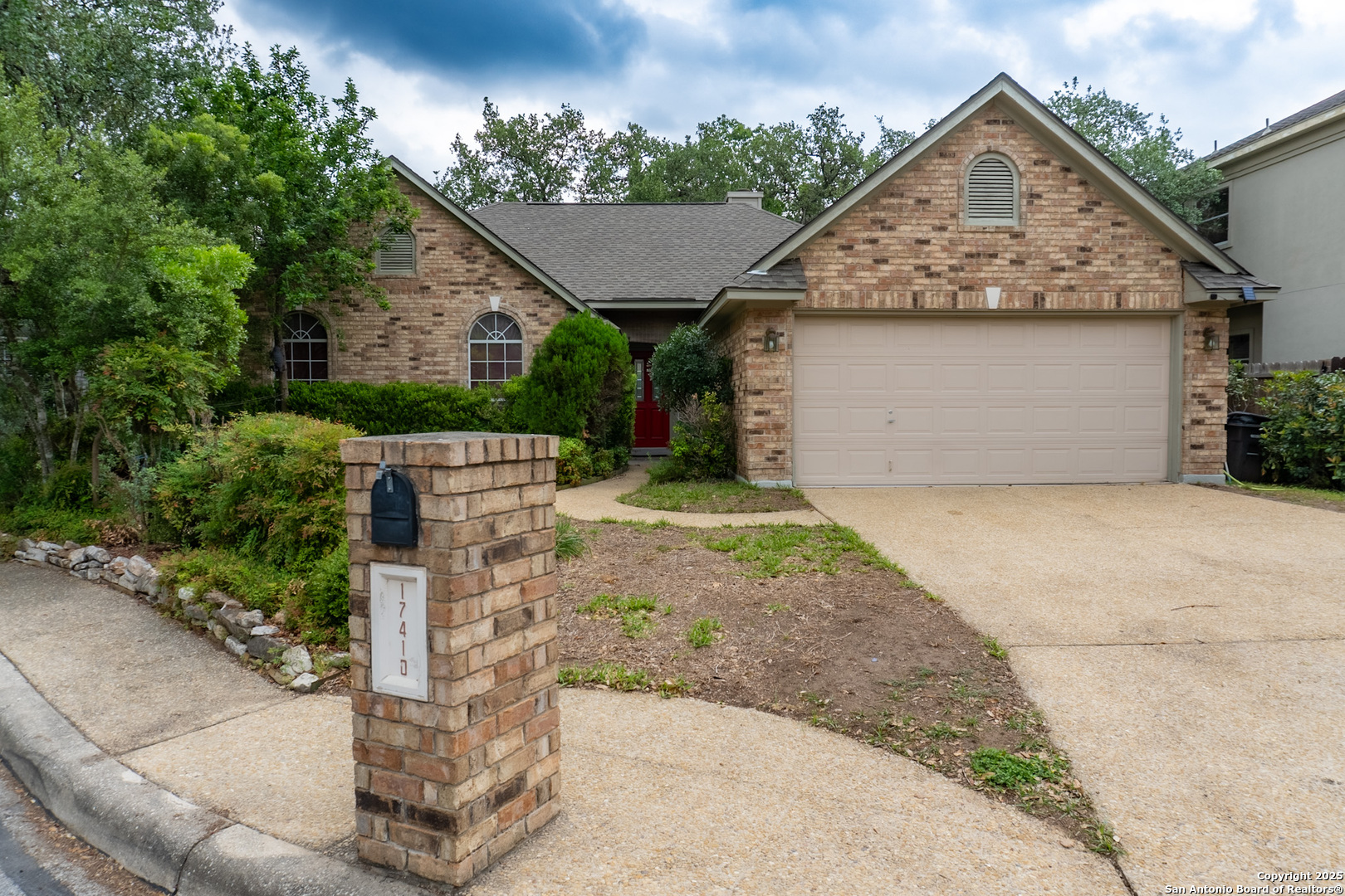 17410 Canyon Breeze